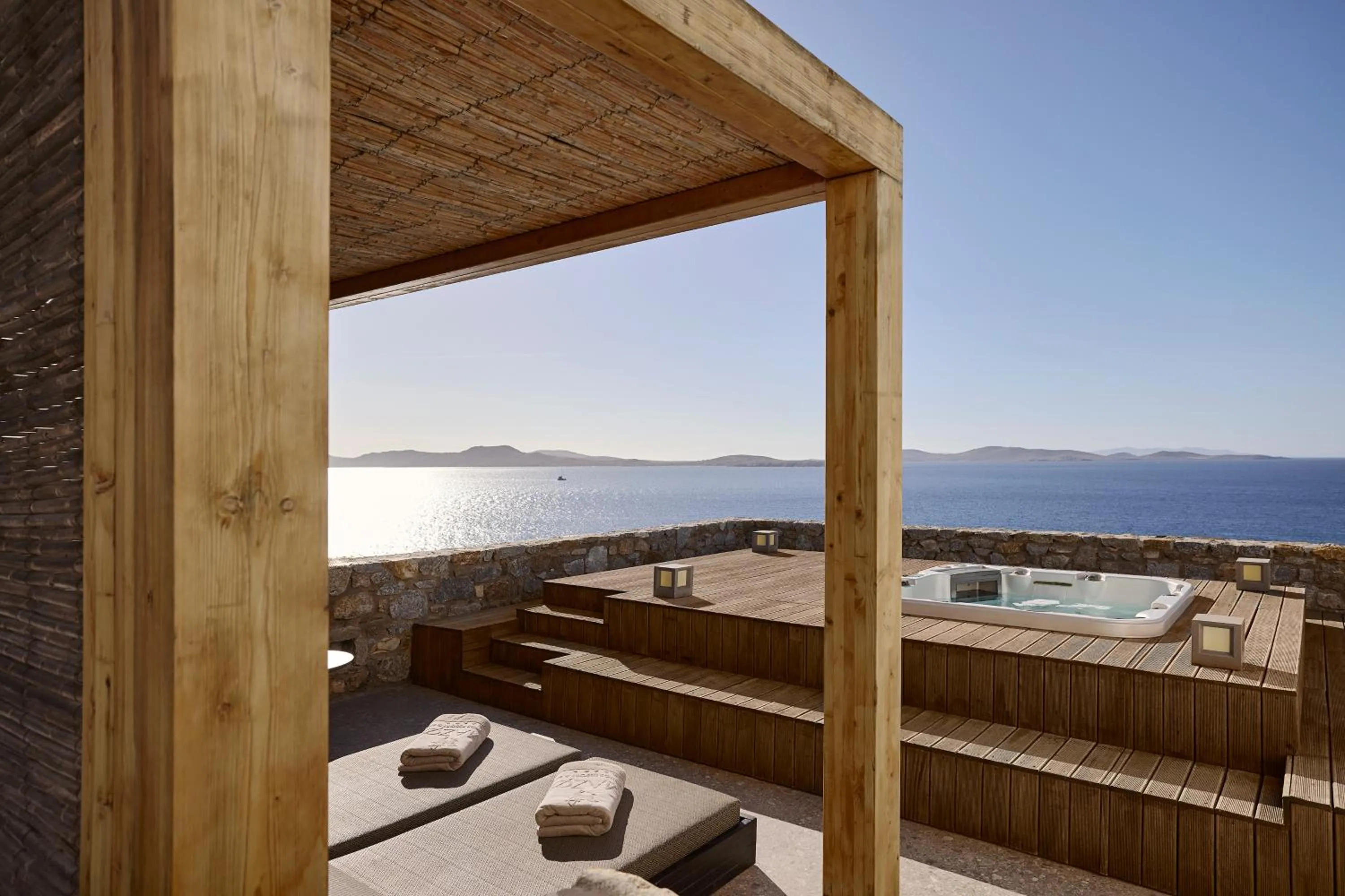 Amazon Mykonos Suites & Spa