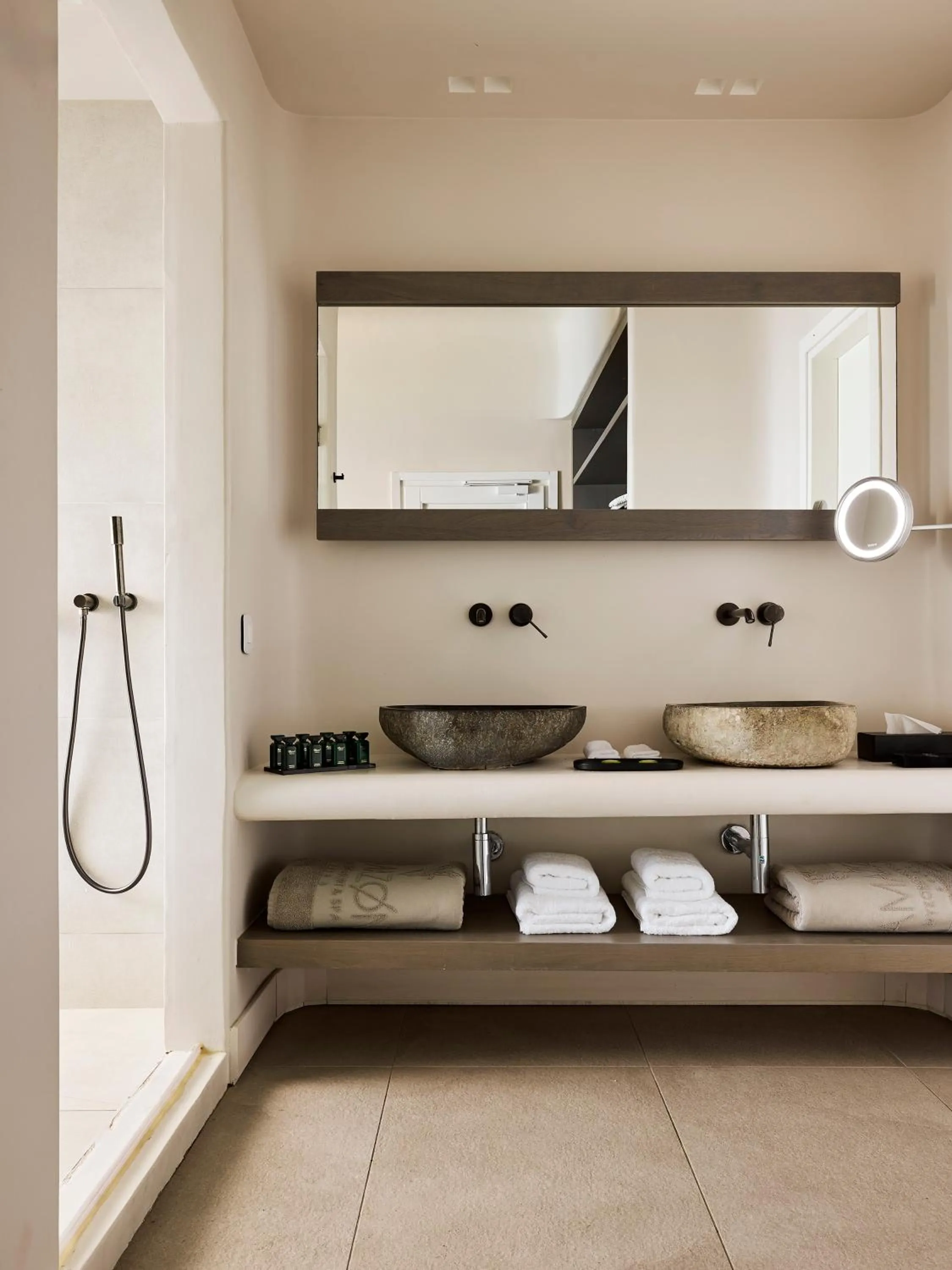 Amazon Mykonos Suites & Spa