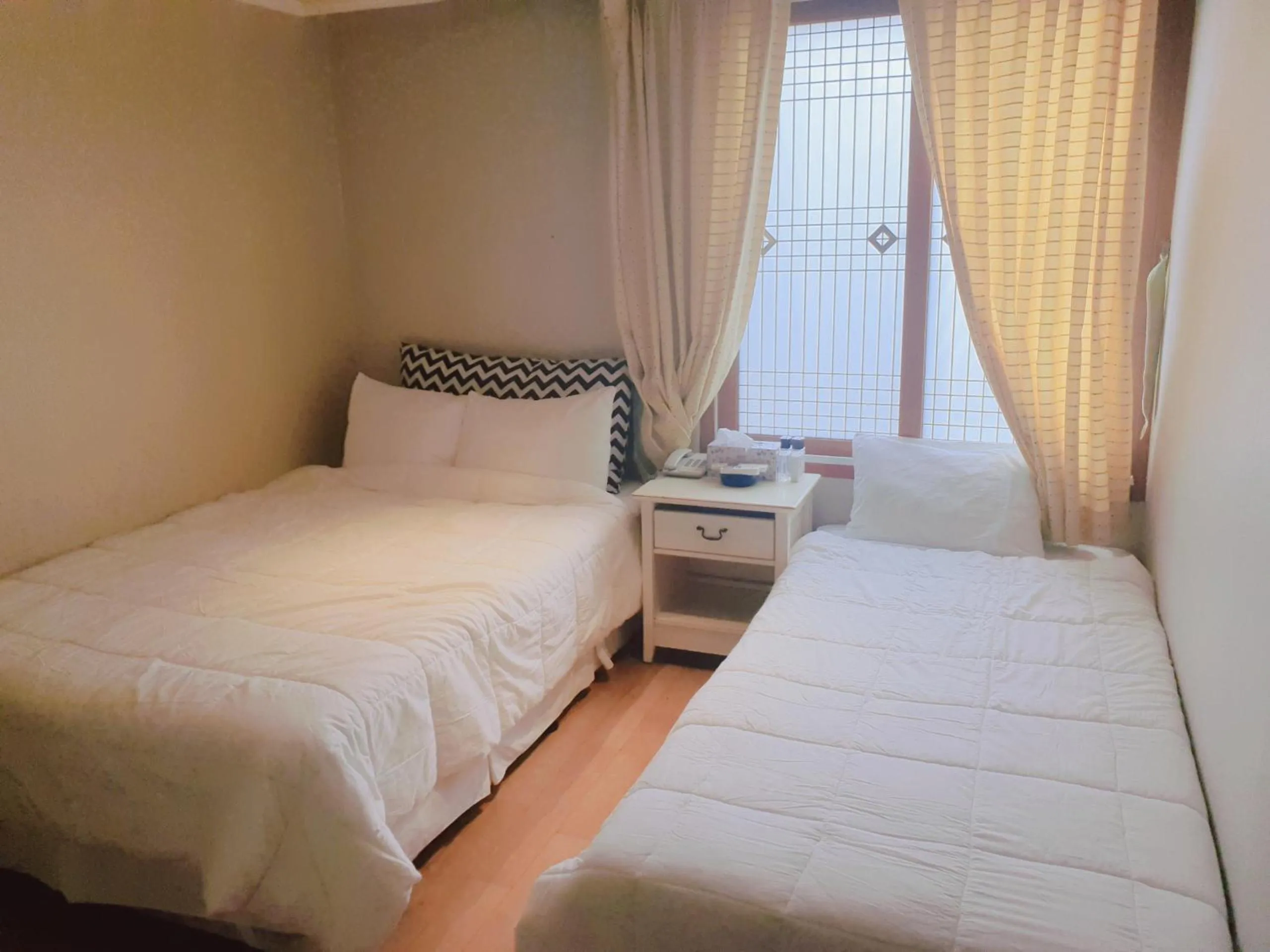 Bed in Hotel Good Inn