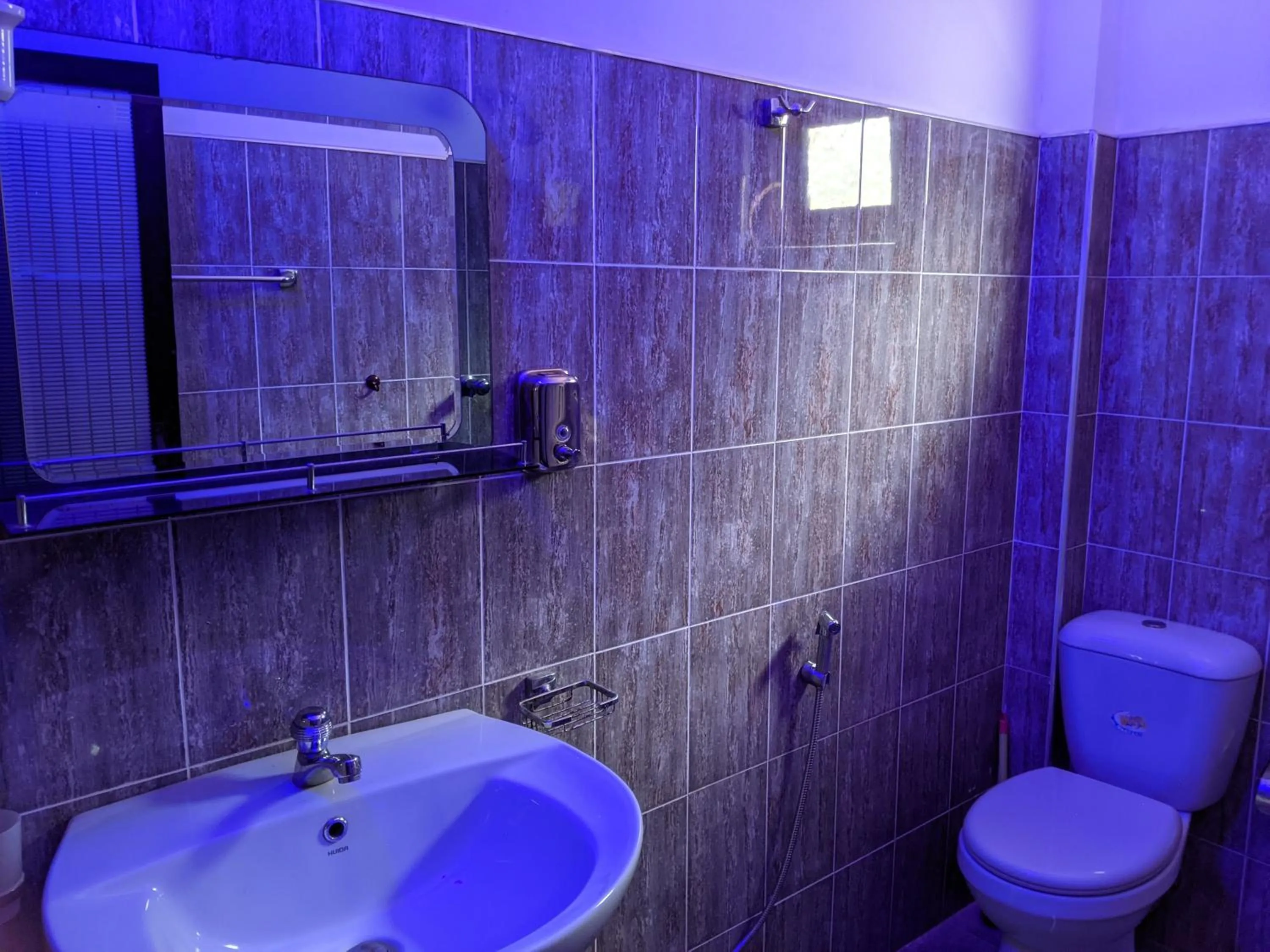 Bathroom in Serendip Villa Holiday Home Talalla Sri Lanka