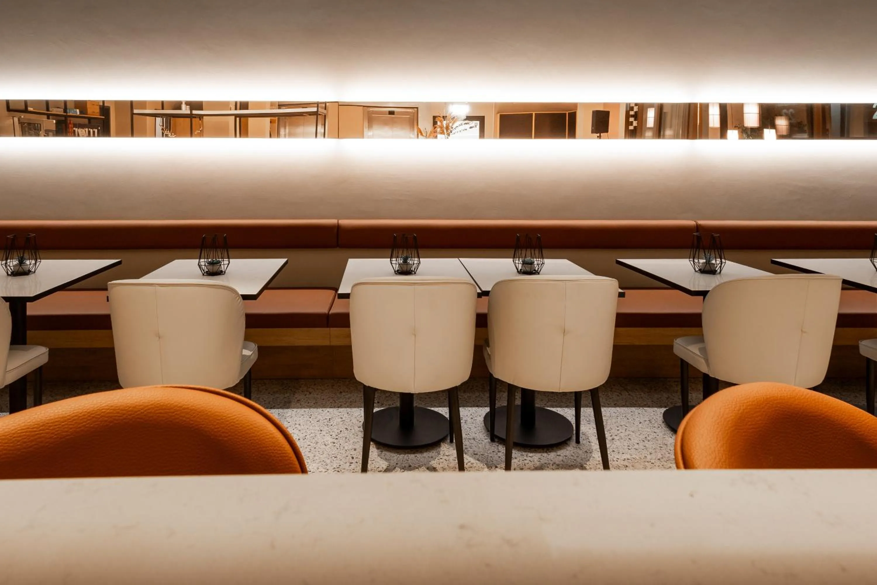 Lounge or bar in GINN Apartment-Hotel Stuttgart-Esslingen