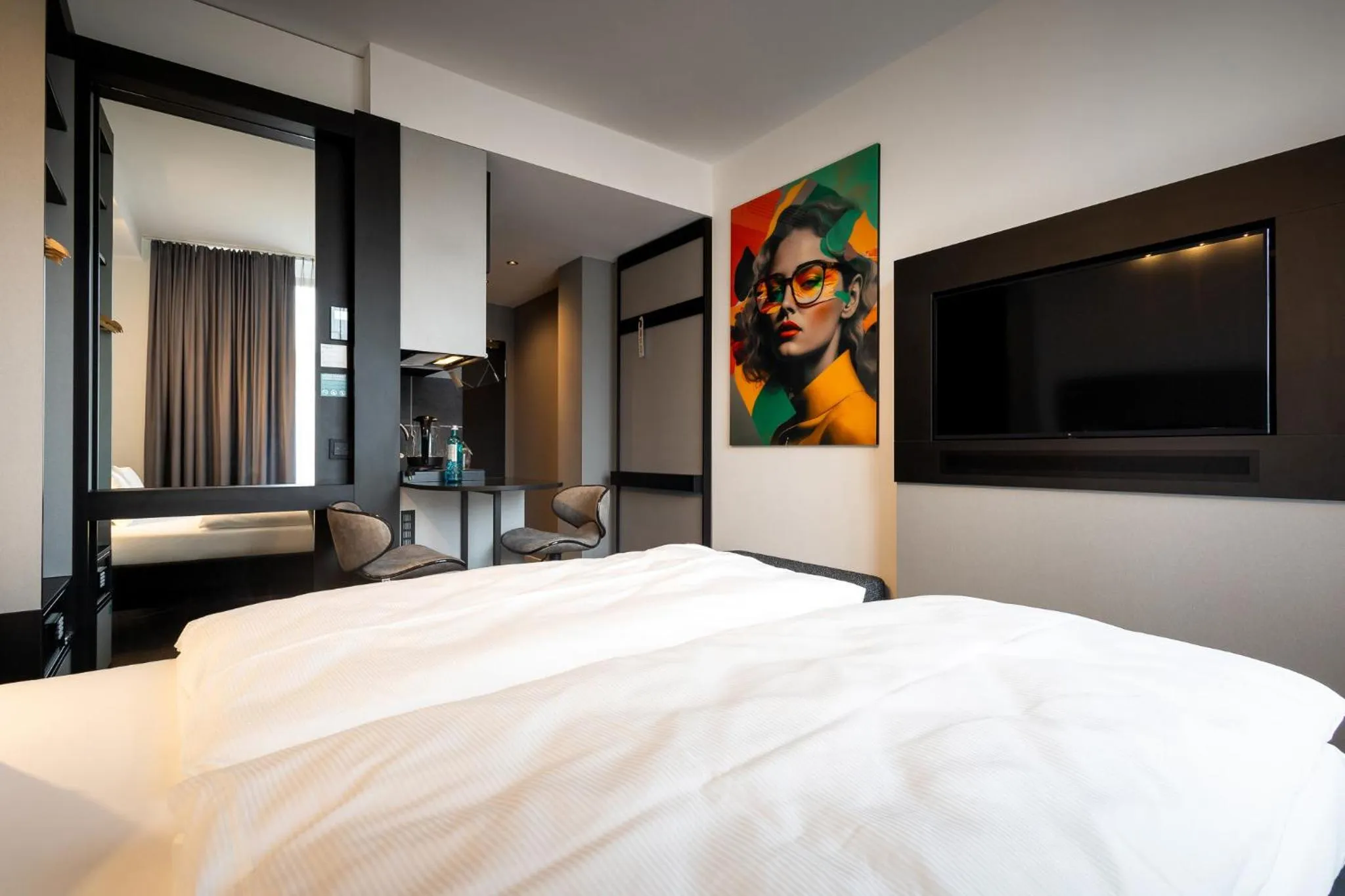 Photo of the whole room, Bed in GINN Apartment-Hotel Stuttgart-Esslingen