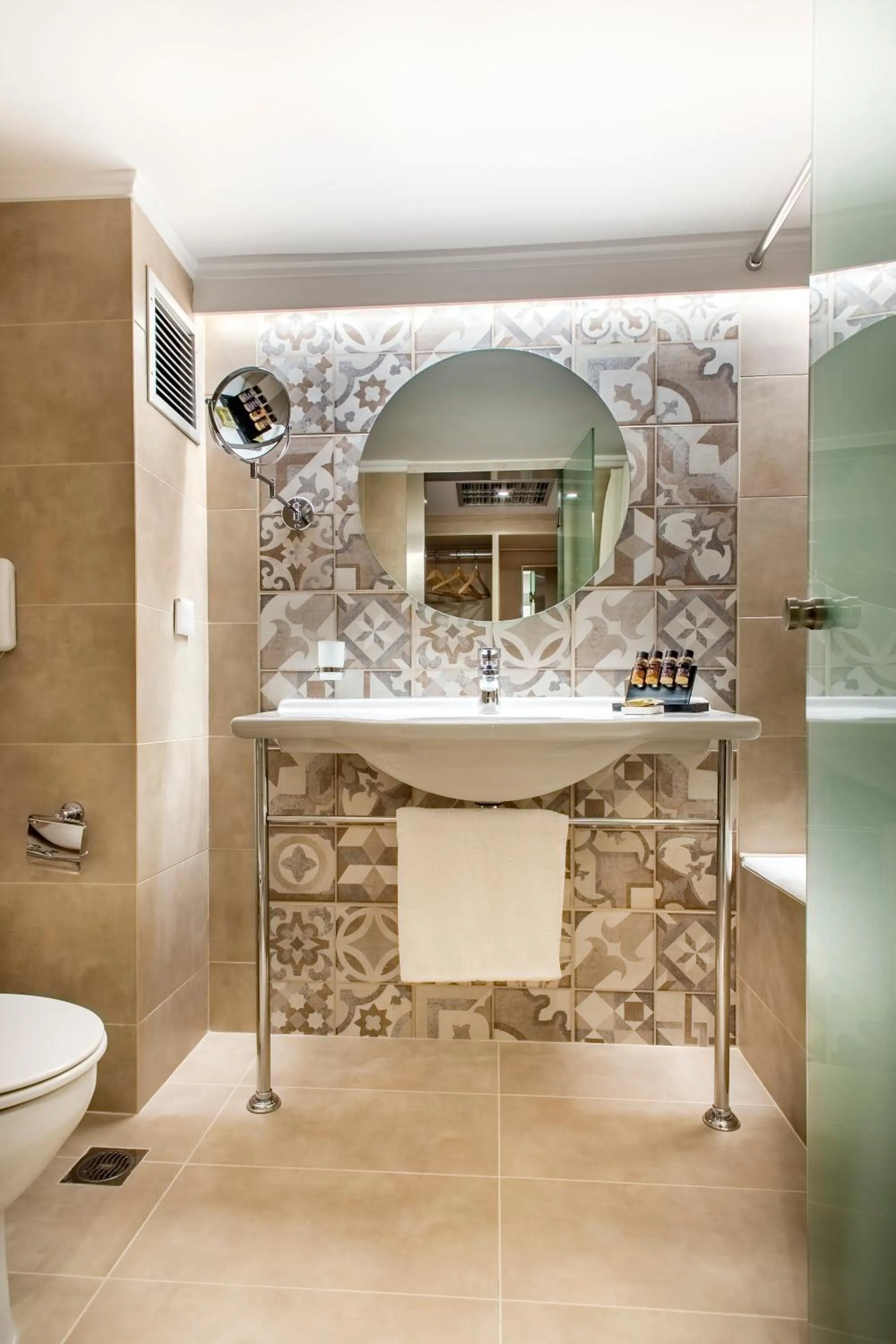 Bathroom in Airotel Alexandros