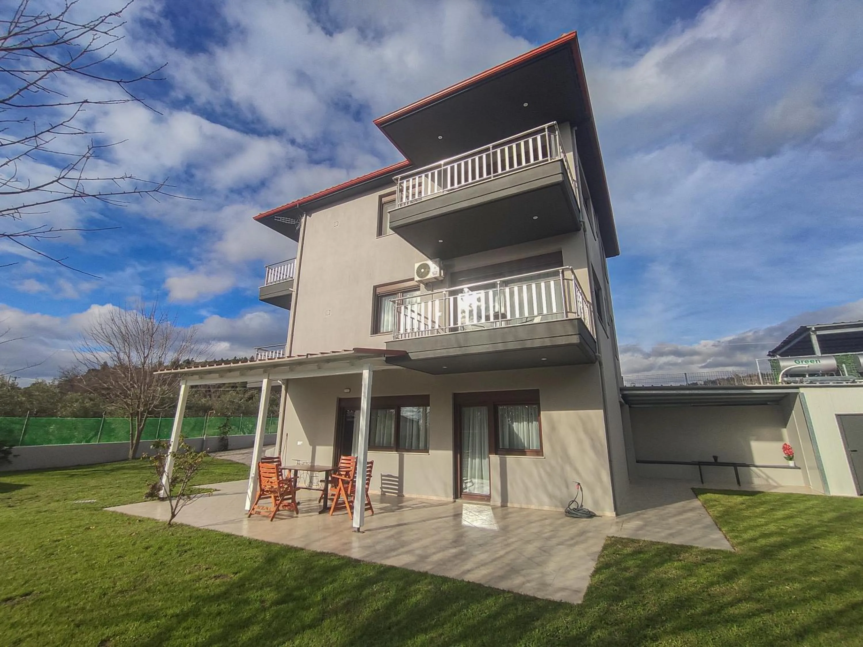 Balcony/Terrace in Kashmir Luxury Apartments