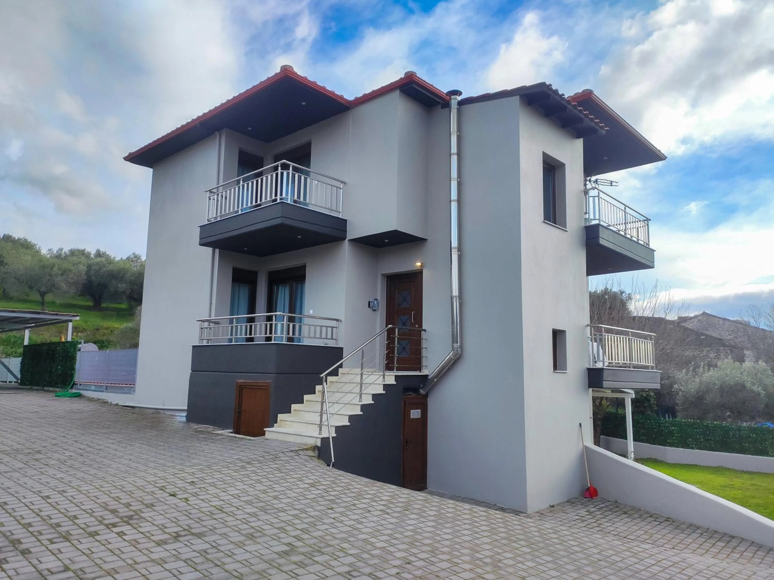 Property building in Kashmir Luxury Apartments