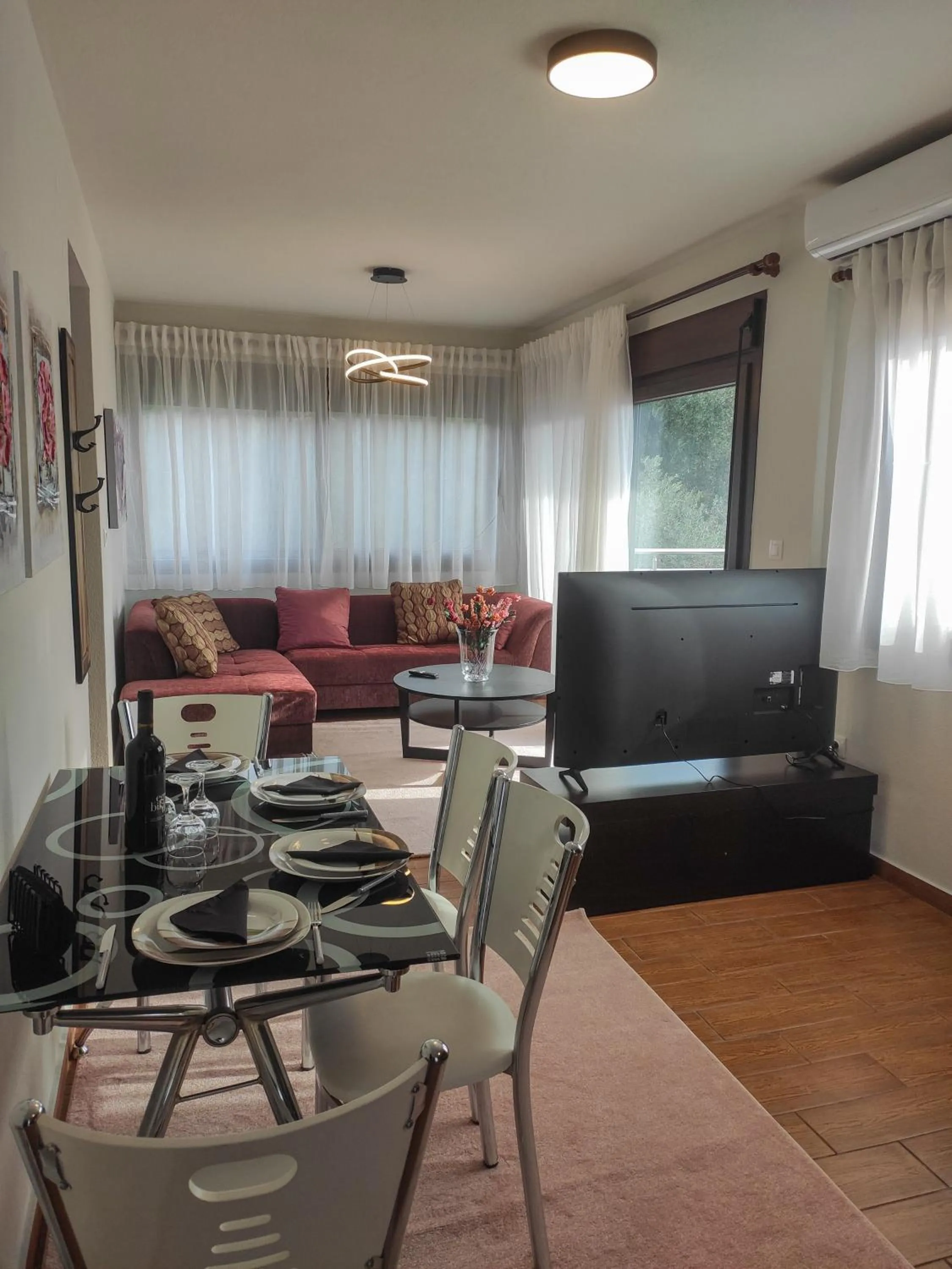 TV and multimedia in Kashmir Luxury Apartments