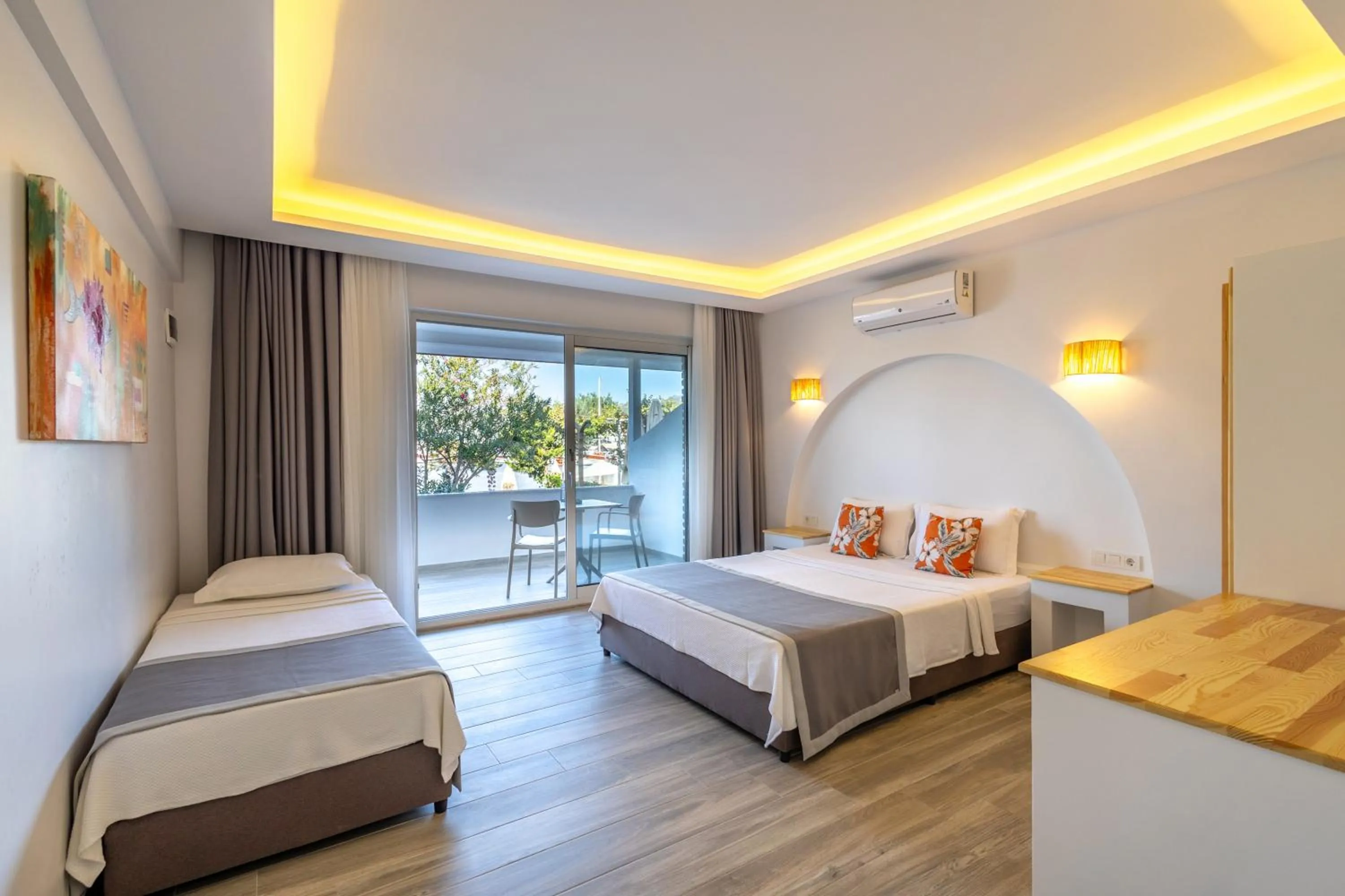 Bed in Base Selimiye