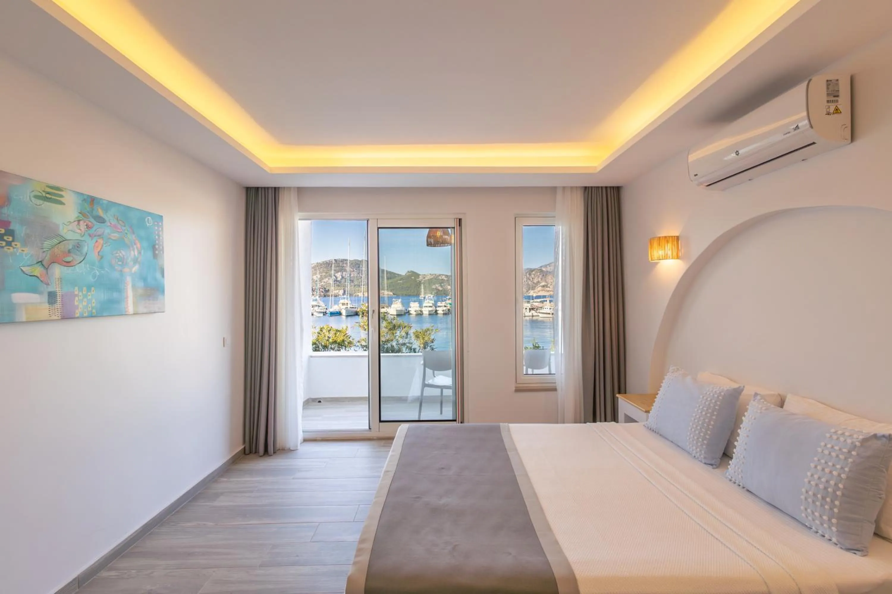 Bed in Base Selimiye