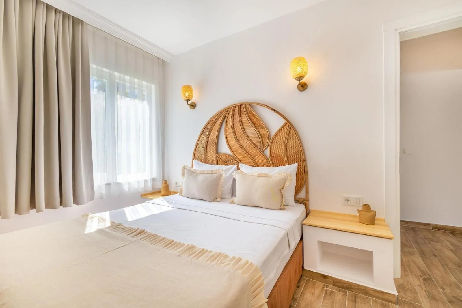 Bed in Base Selimiye