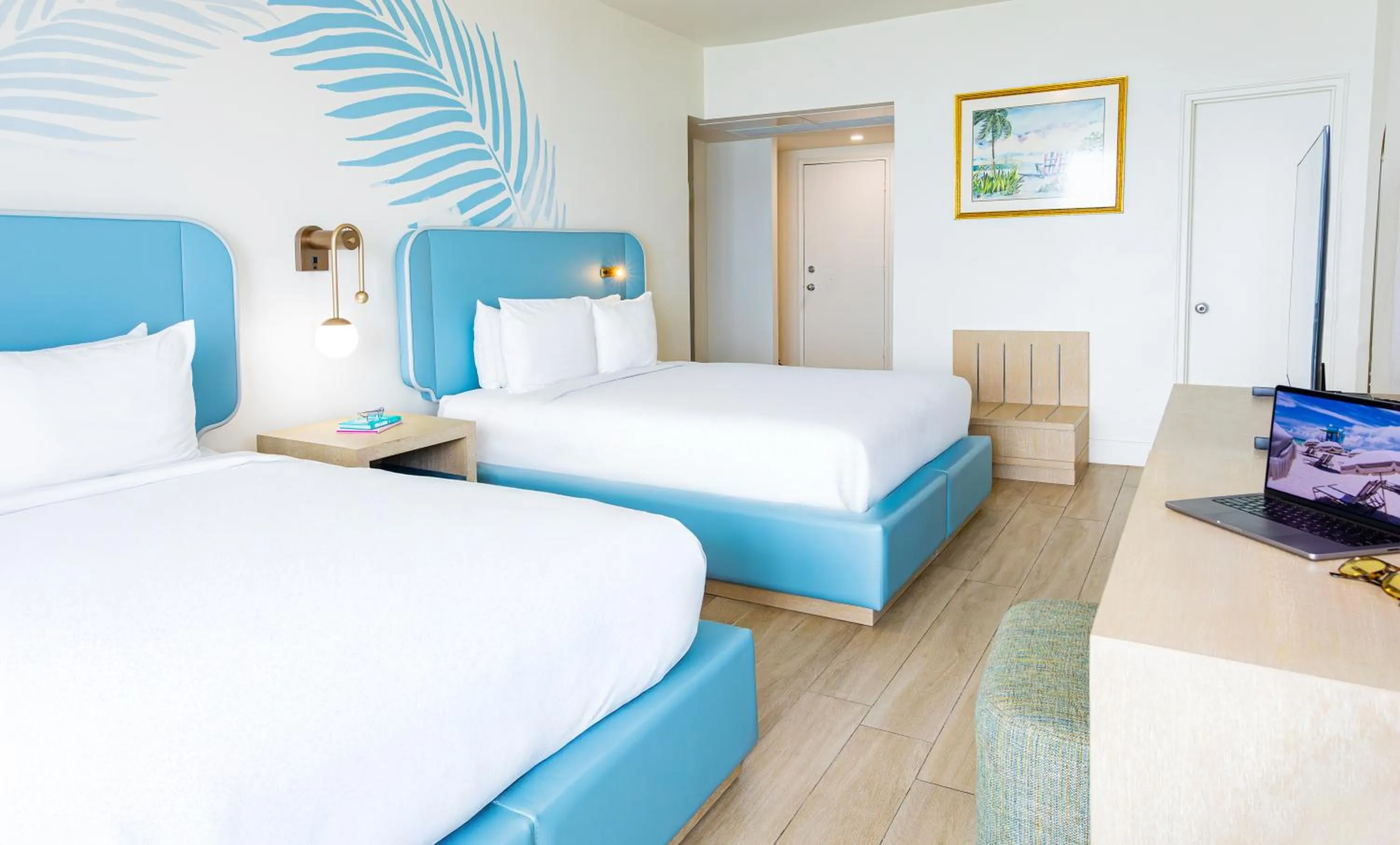 Bed in Sherry Frontenac Oceanfront