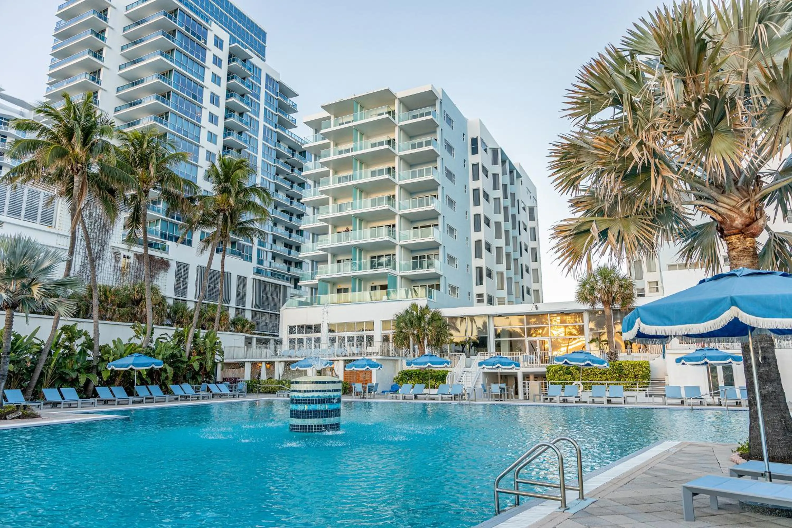 Property building in Sherry Frontenac Oceanfront