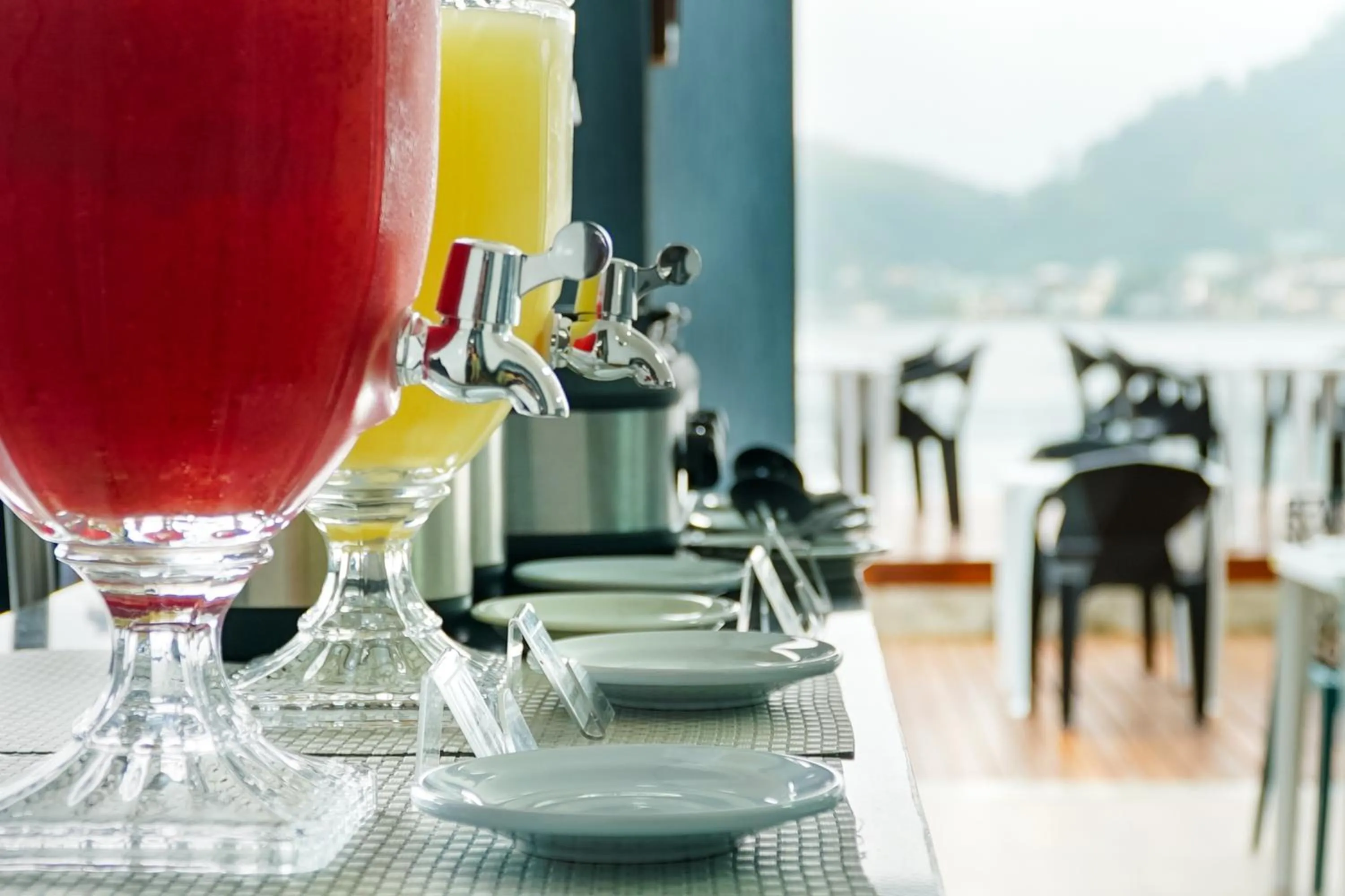 Food and drinks in VELINN Pousada Angra Sunset