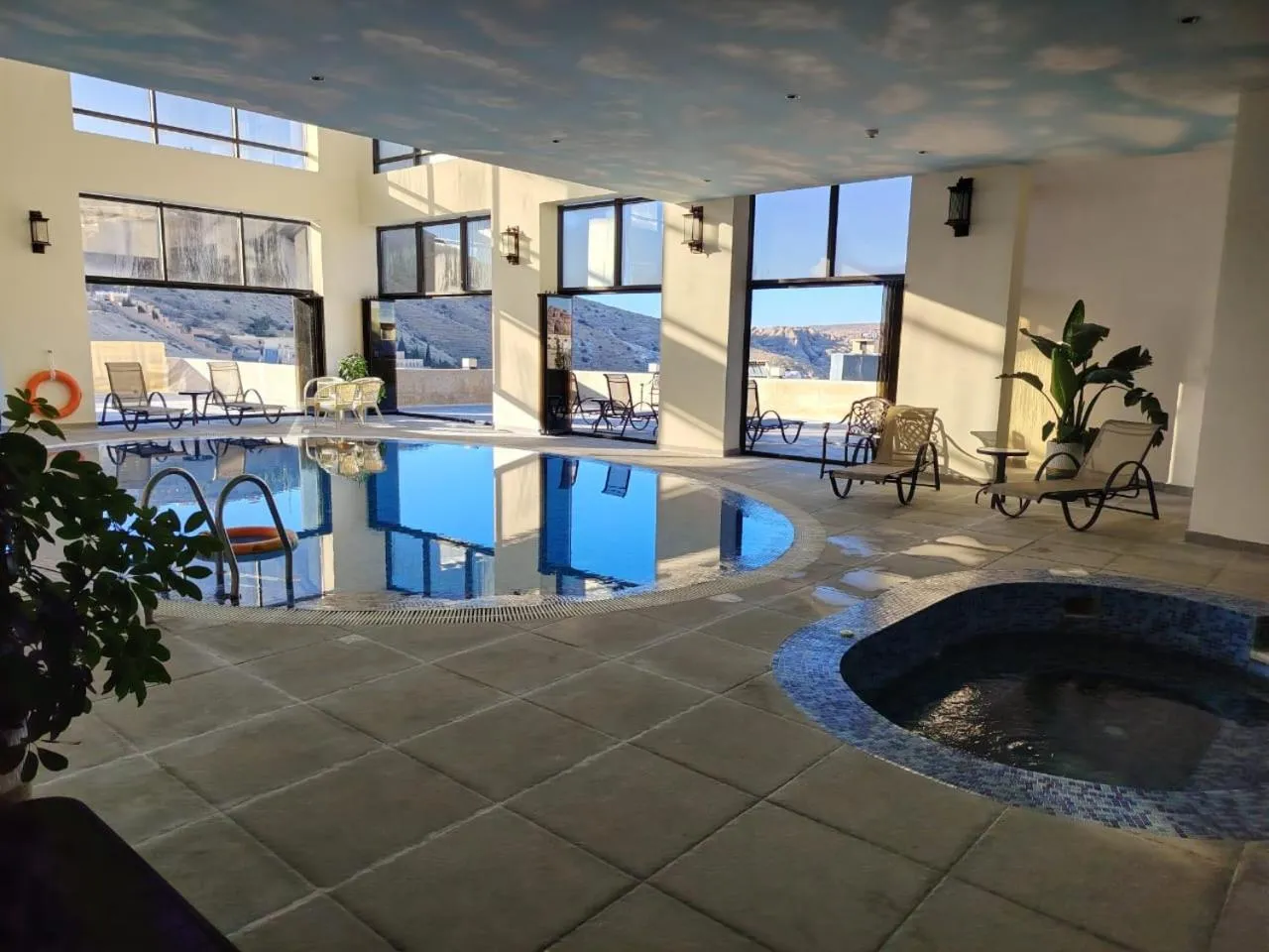 Hot Tub in H Luxury Hotel