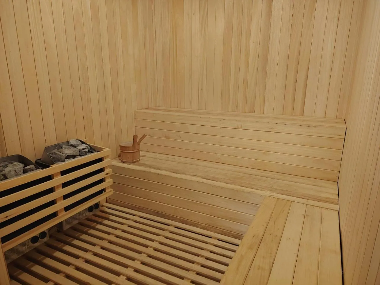 Sauna in H Luxury Hotel