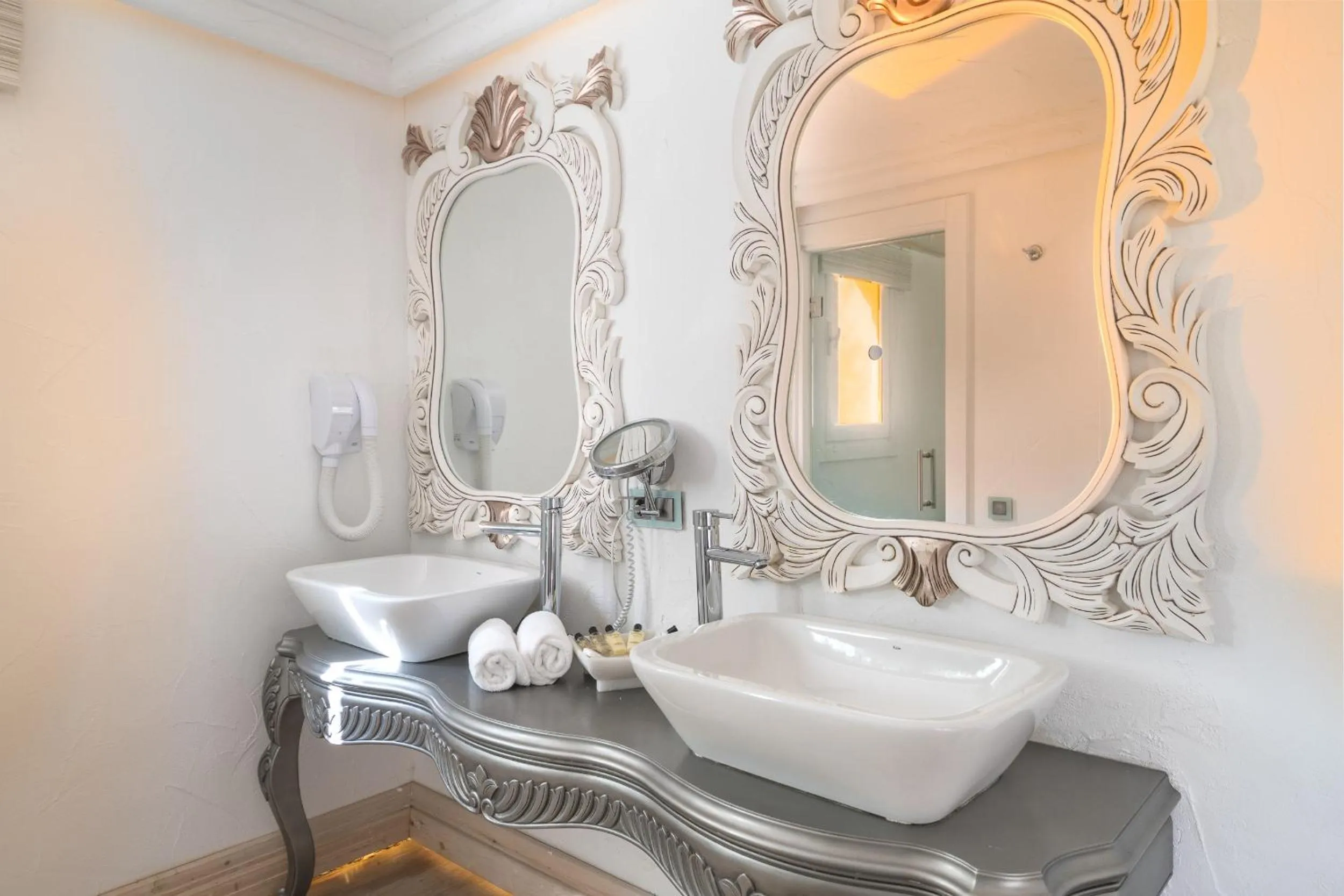 Bathroom in Likya Gardens Hotel