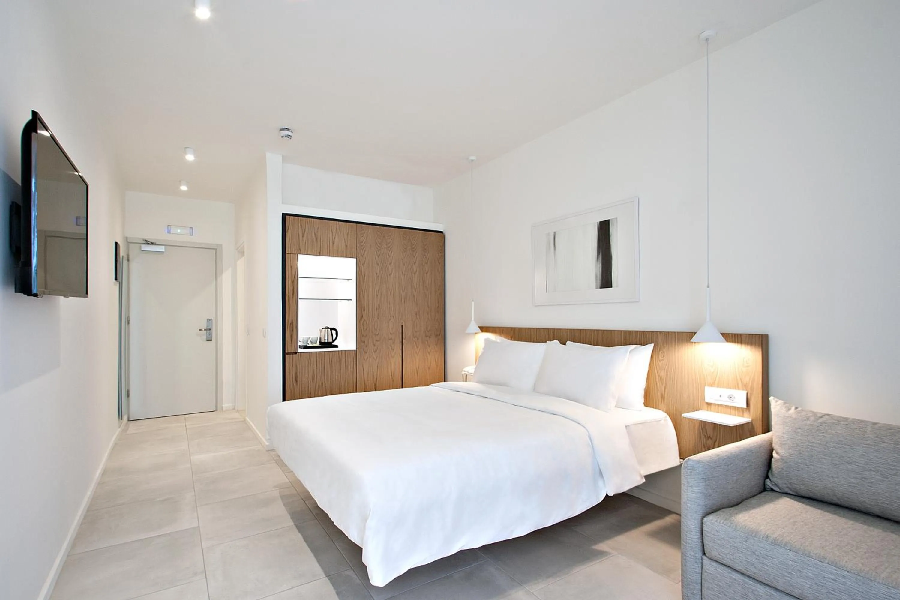 Photo of the whole room, Bed in Radisson Resort Plaza Skiathos