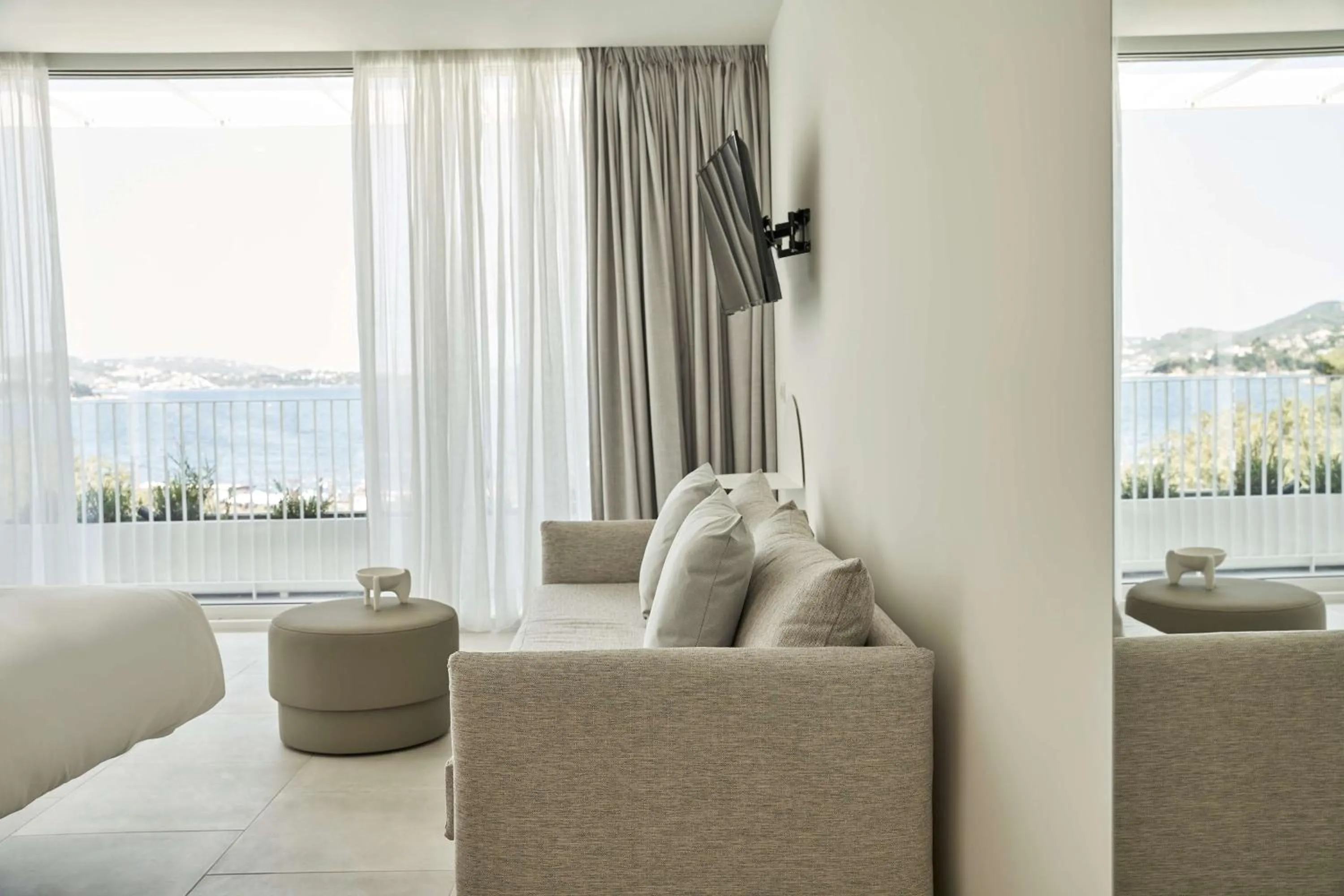 Photo of the whole room in Radisson Resort Plaza Skiathos