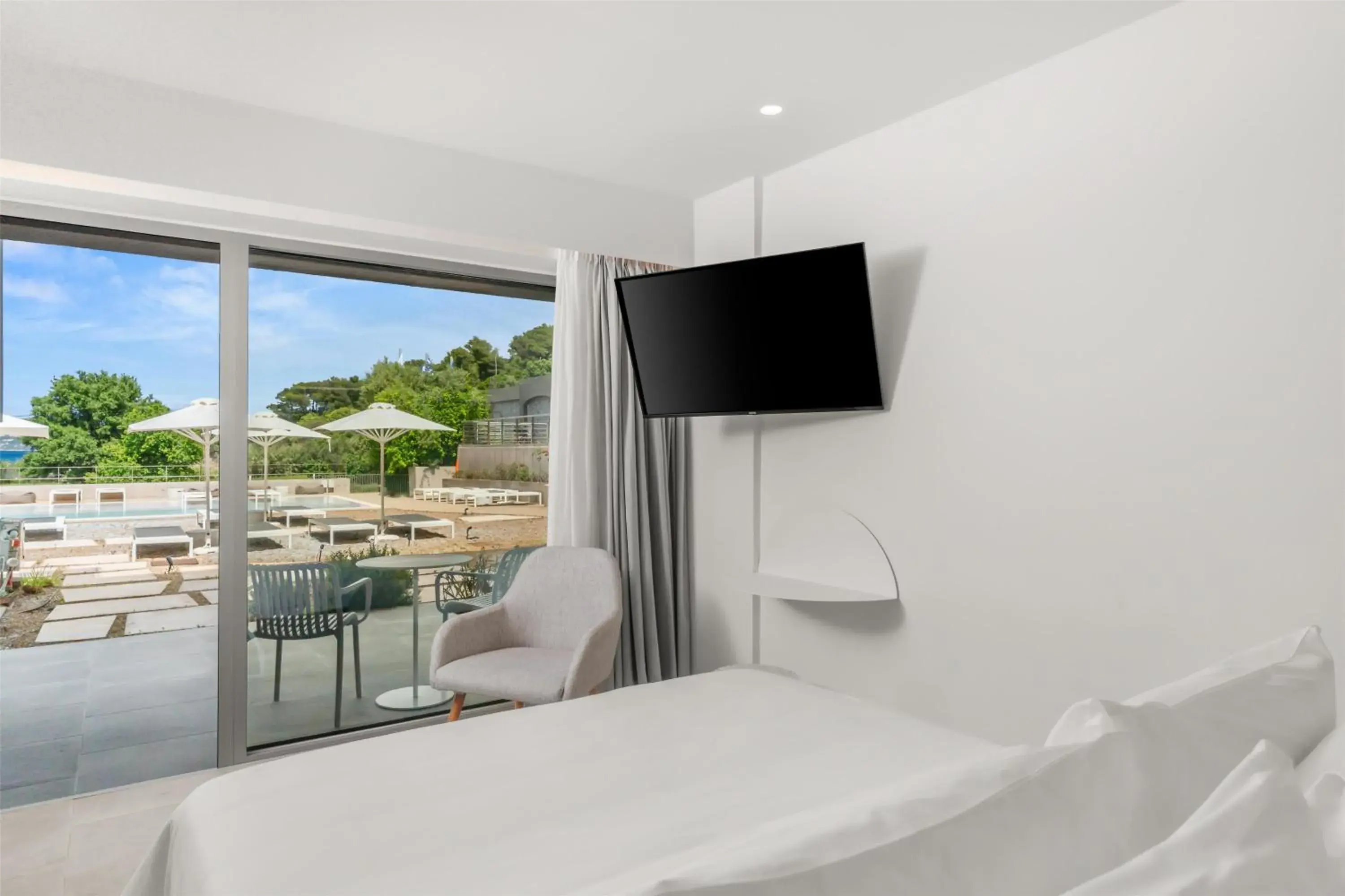 Standard Room - Pool View - Terrace in Radisson Resort Plaza Skiathos Standard Room - Pool View - Terrace in Radisson Resort Plaza Skiathos