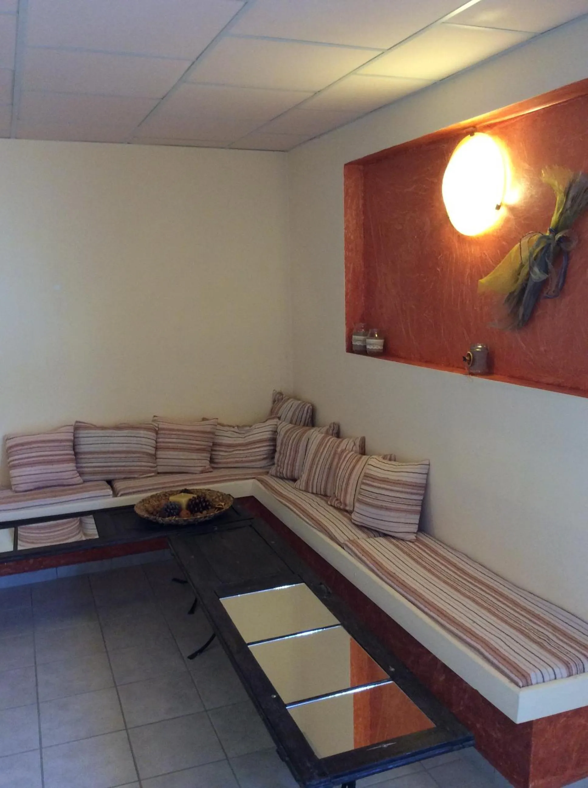 Area and facilities in Rozos Hotel