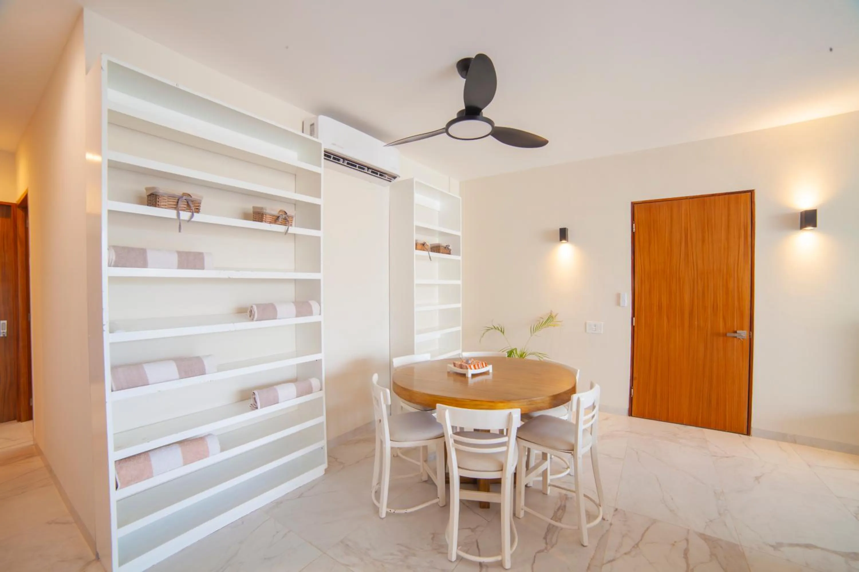 Dining area in HOTEL BIULÚ