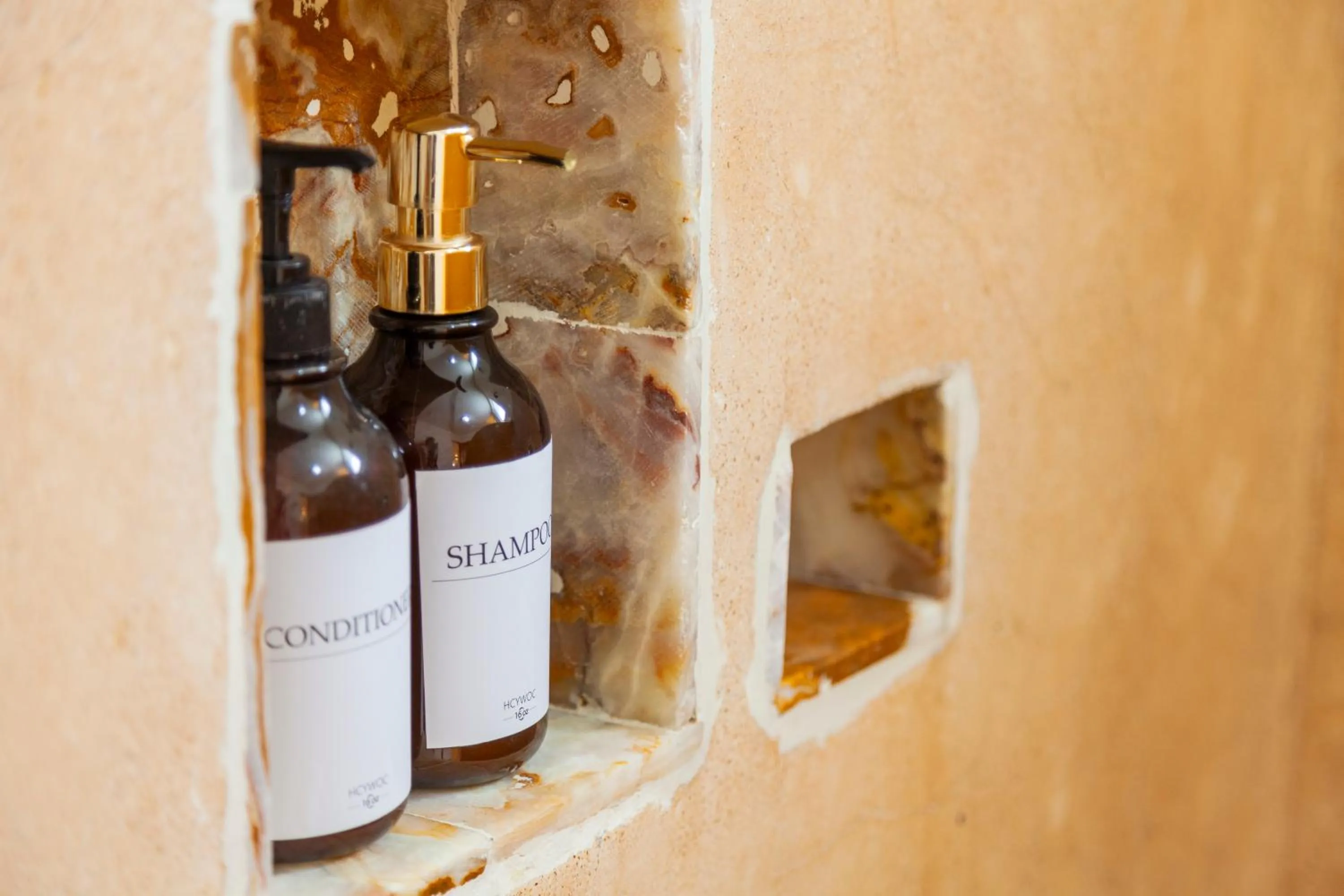 Bathroom in HOTEL BIULÚ