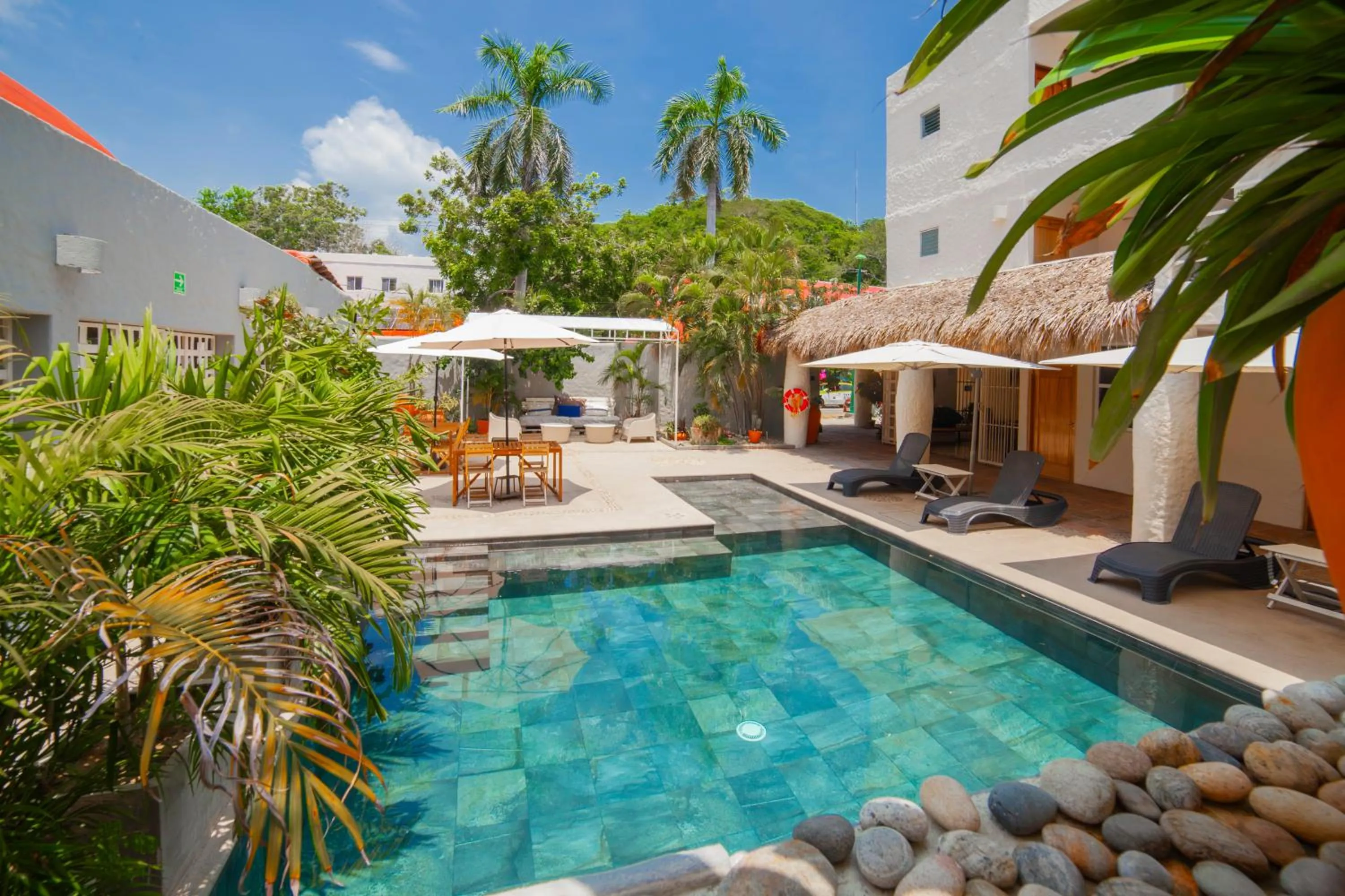 Swimming pool in HOTEL BIULÚ