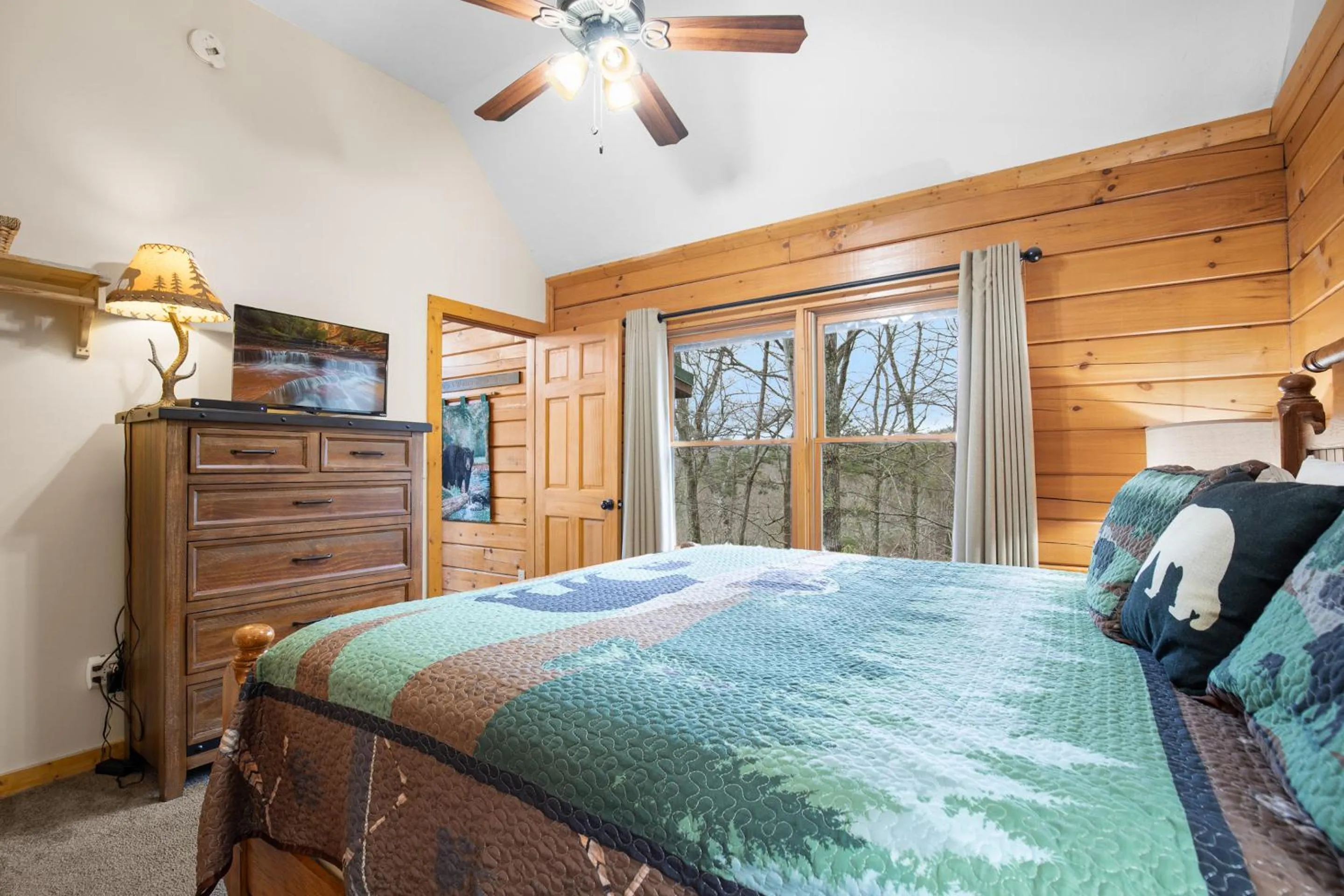 Property building in Cookies Cabin