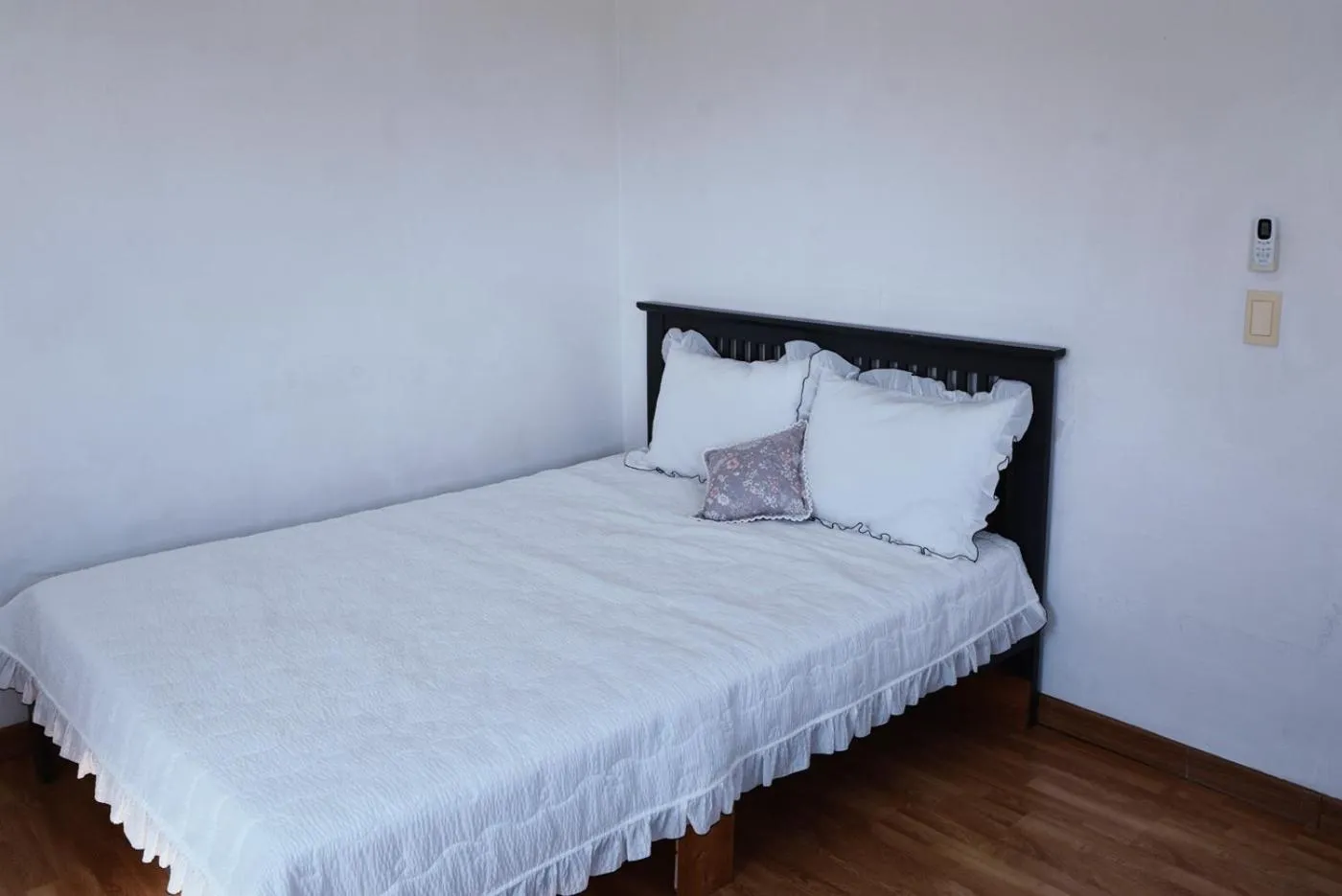 Bed in Ever Rose Pension