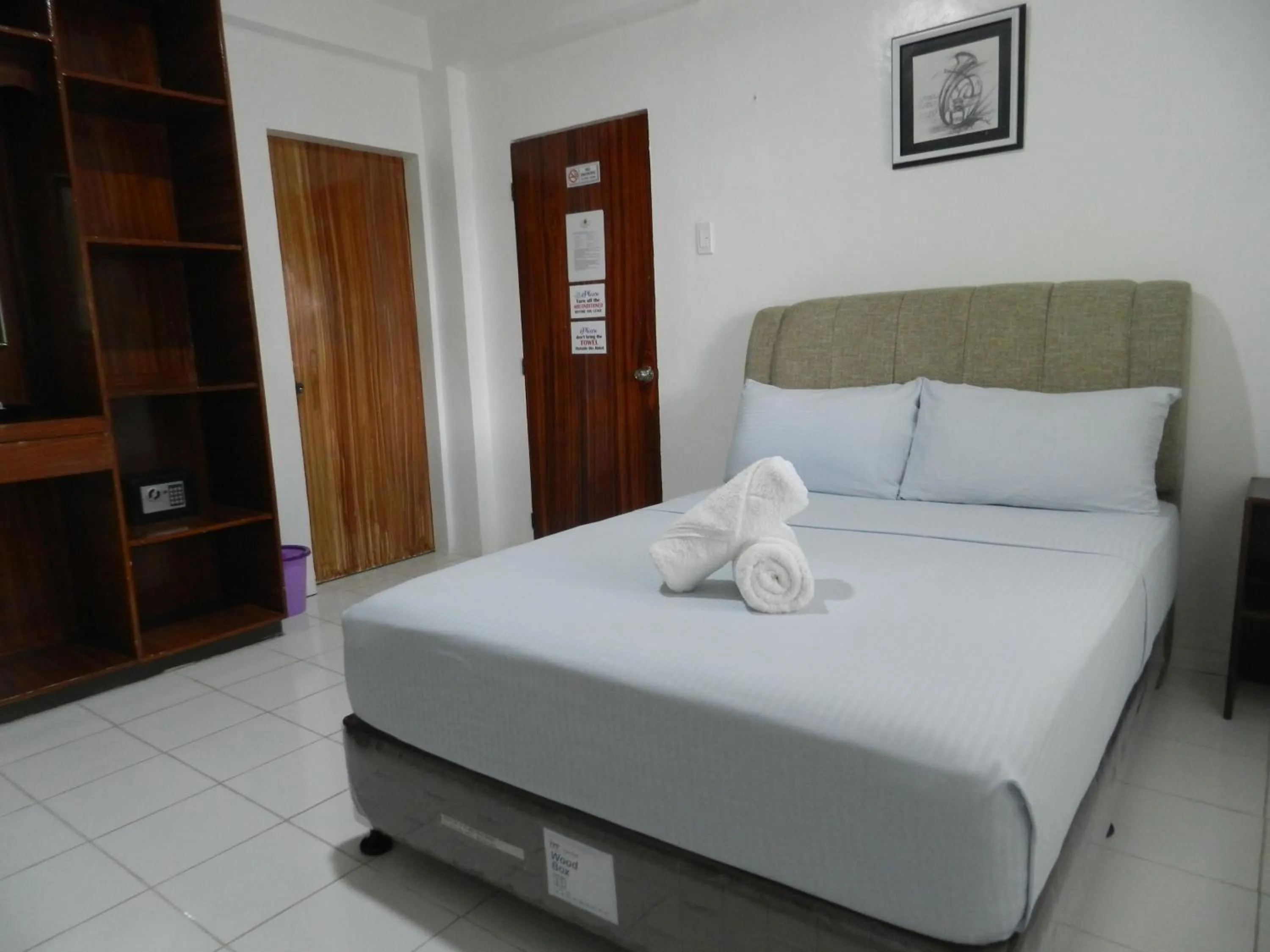 Bedroom, Bed in The Victorian by Stevrena Accommodations