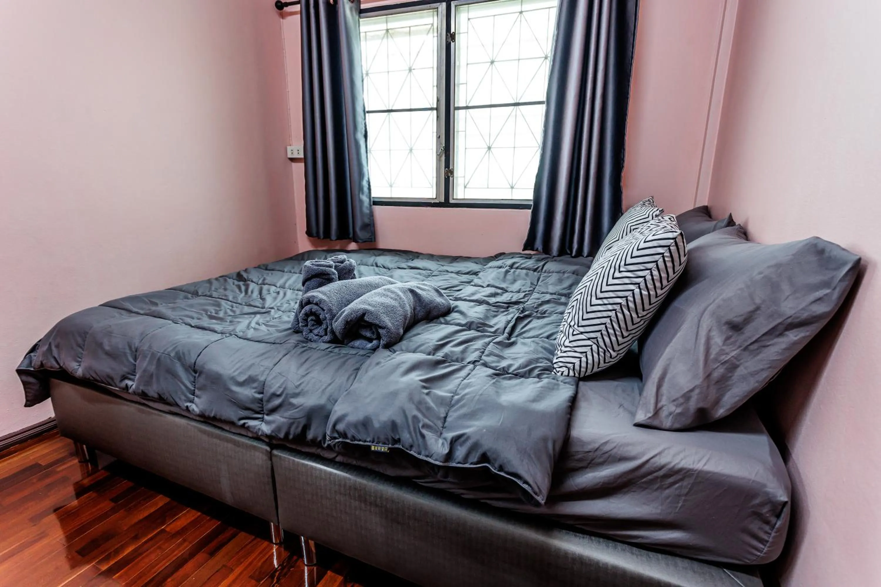 Bed in Baan Mee Suk Ayutthaya