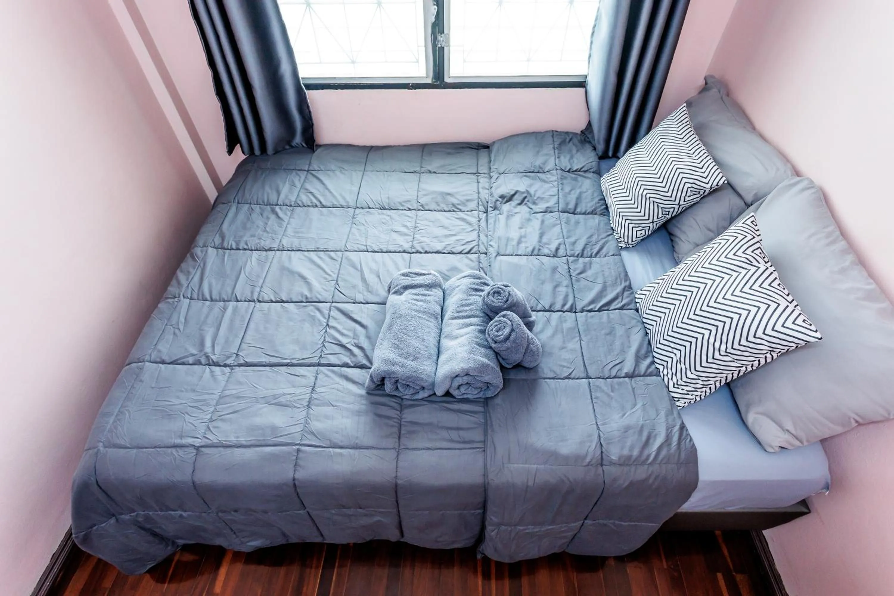 Bed in Baan Mee Suk Ayutthaya