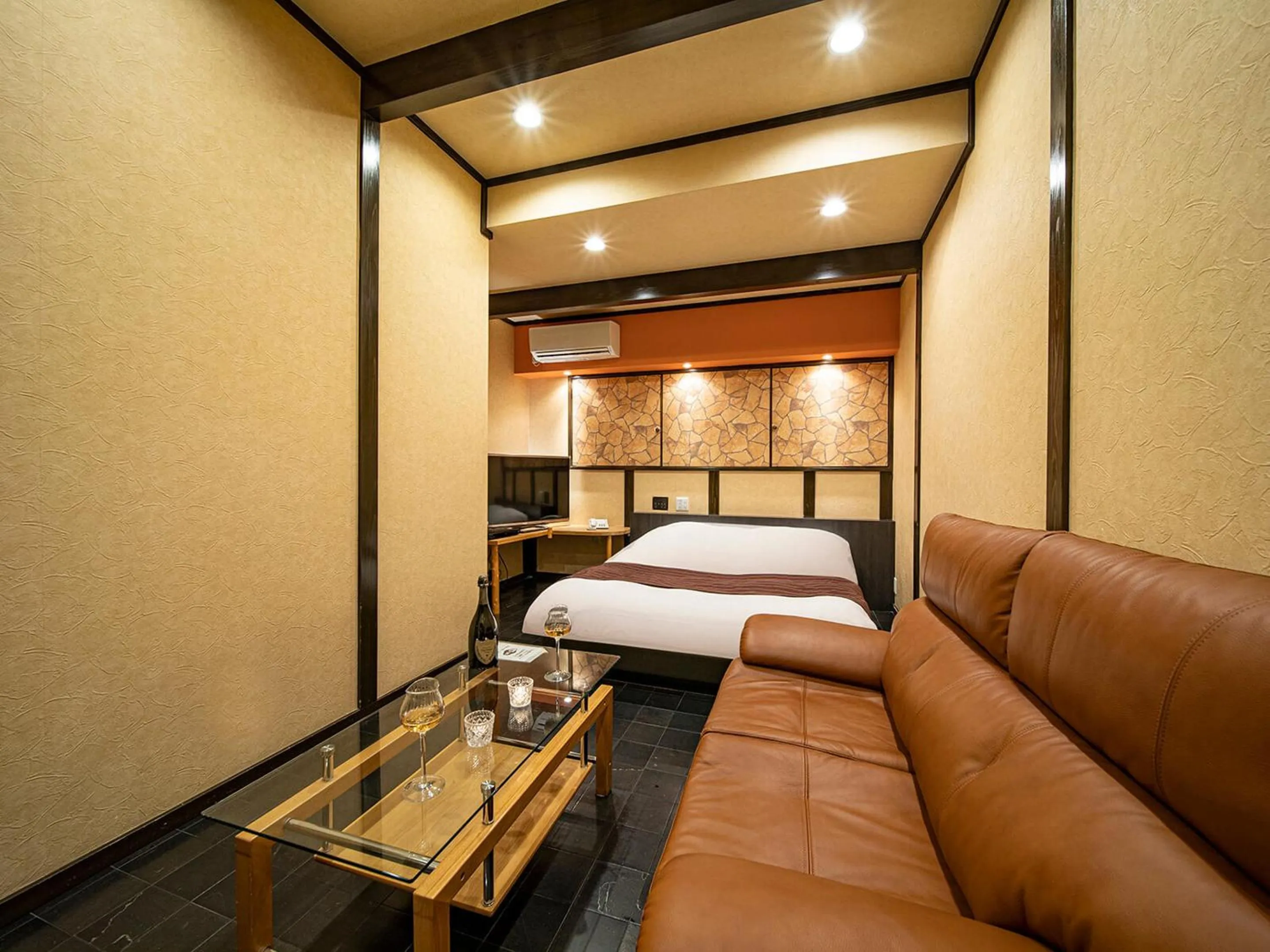 Bed in Hotel Rakuseki Honkan