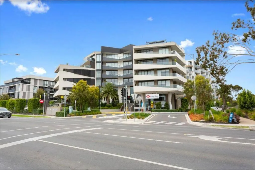 Property building in Sandy Hill apartment, Sandringham