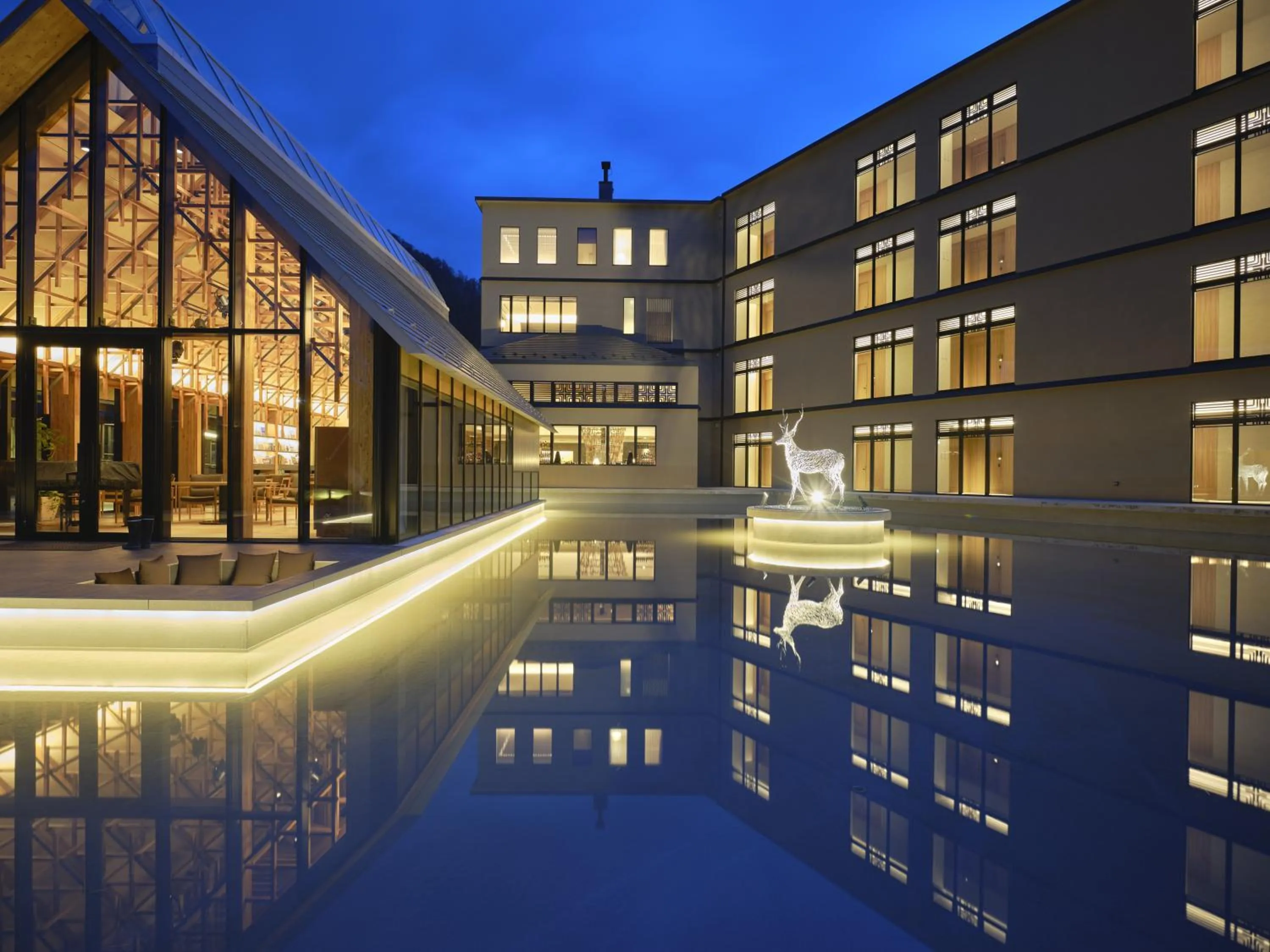 Property building in Lake Toya Tsuruga Resort HIKARINOUTA