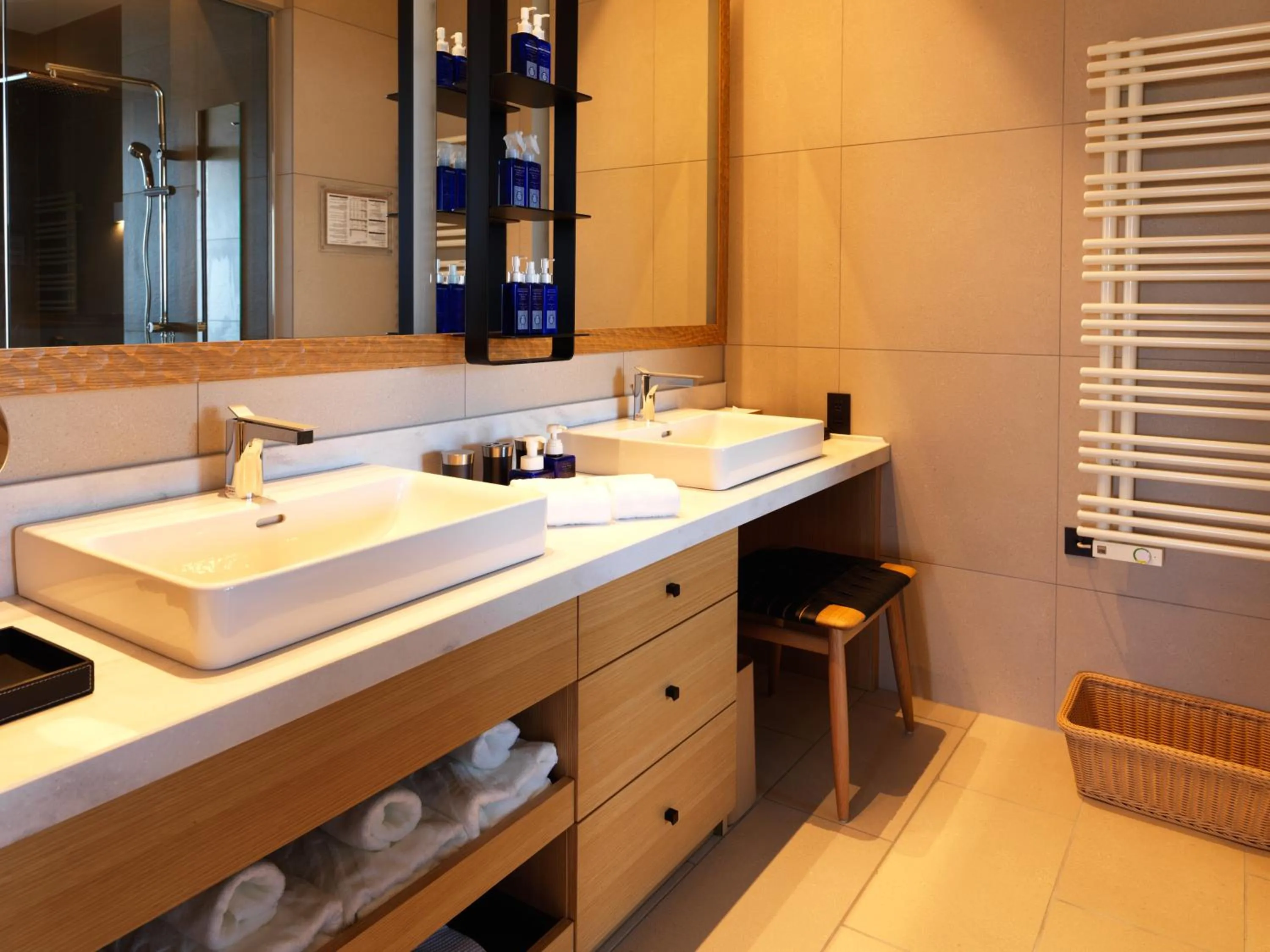 Bathroom in Lake Toya Tsuruga Resort HIKARINOUTA