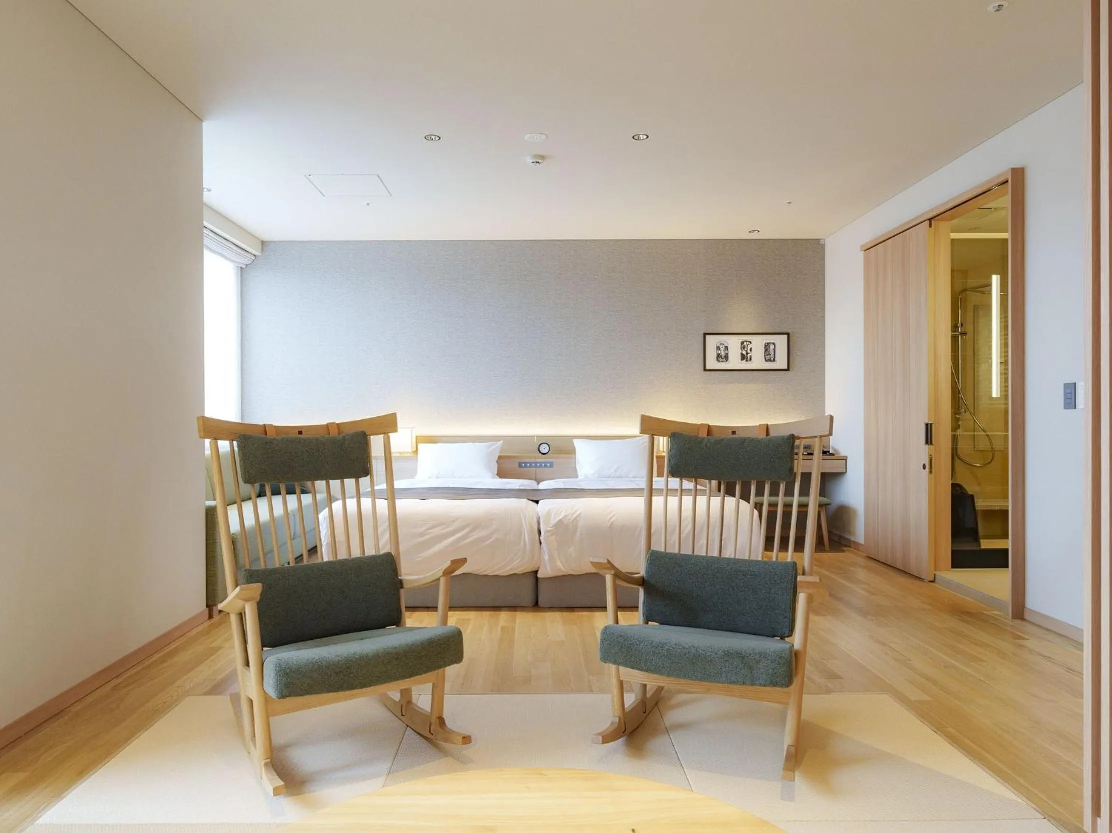 Photo of the whole room in Lake Toya Tsuruga Resort HIKARINOUTA