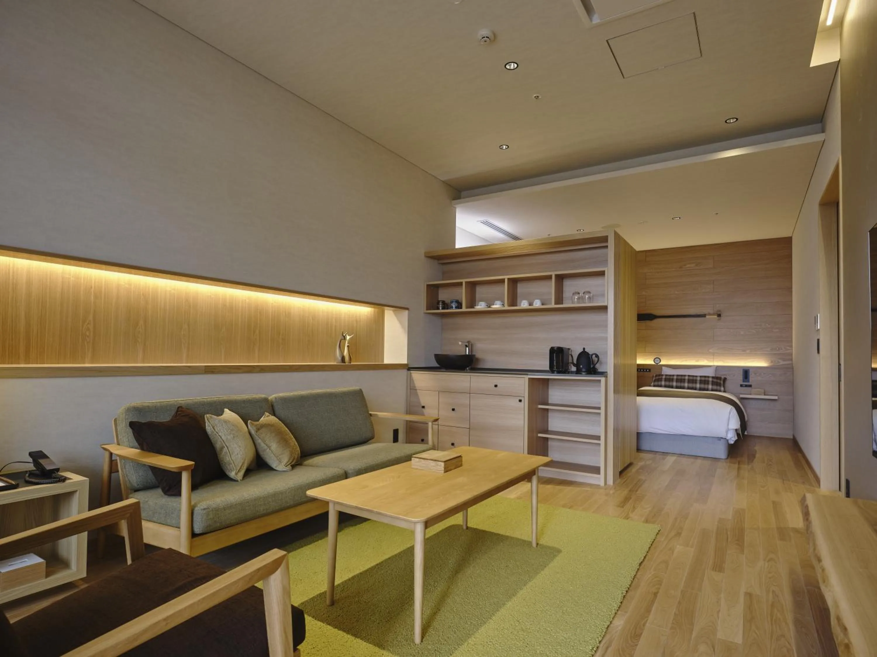 Photo of the whole room, Bed in Lake Toya Tsuruga Resort HIKARINOUTA