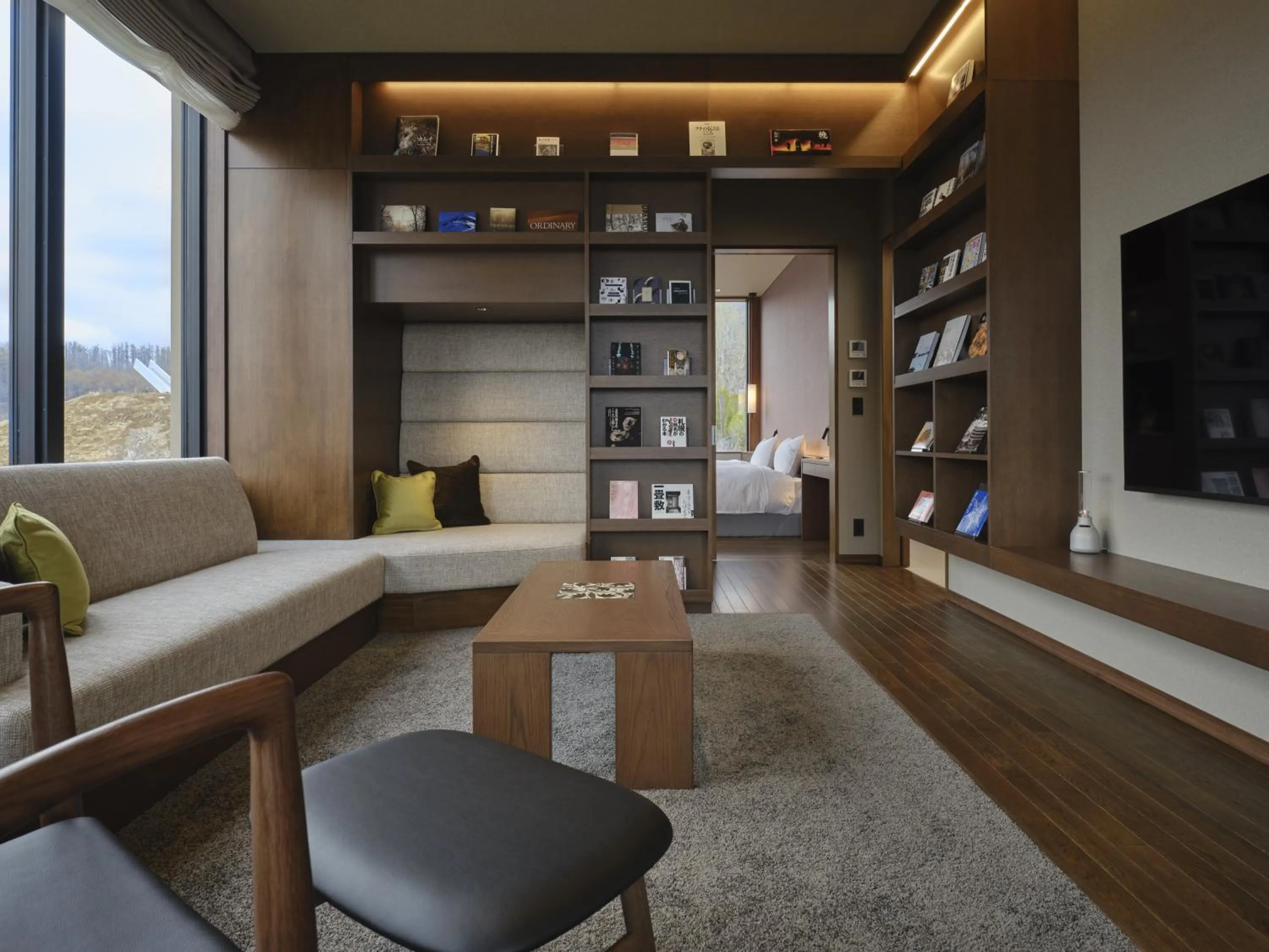 Living room in Lake Toya Tsuruga Resort HIKARINOUTA