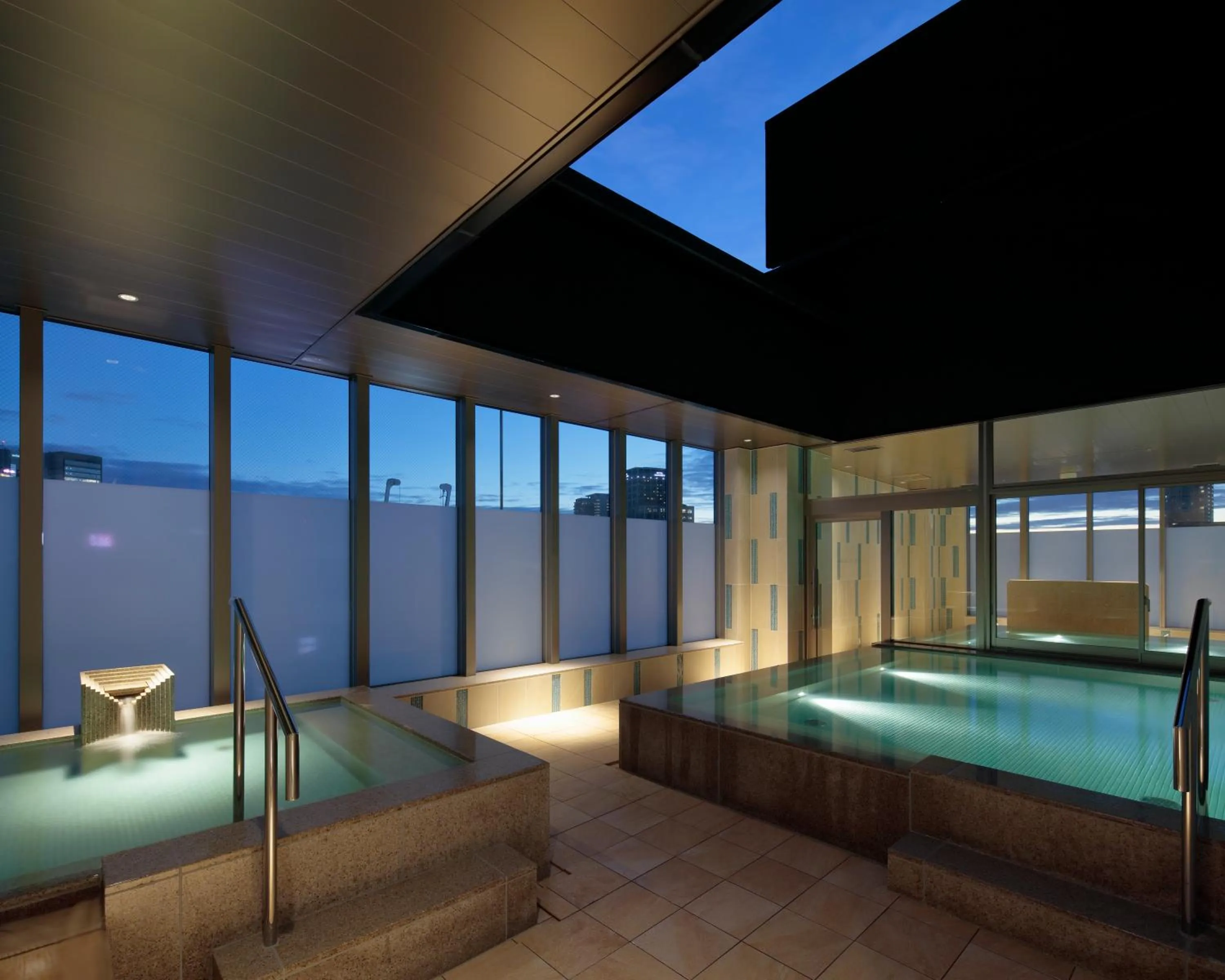 Open Air Bath in Candeo Hotels Osaka Shinsaibashi