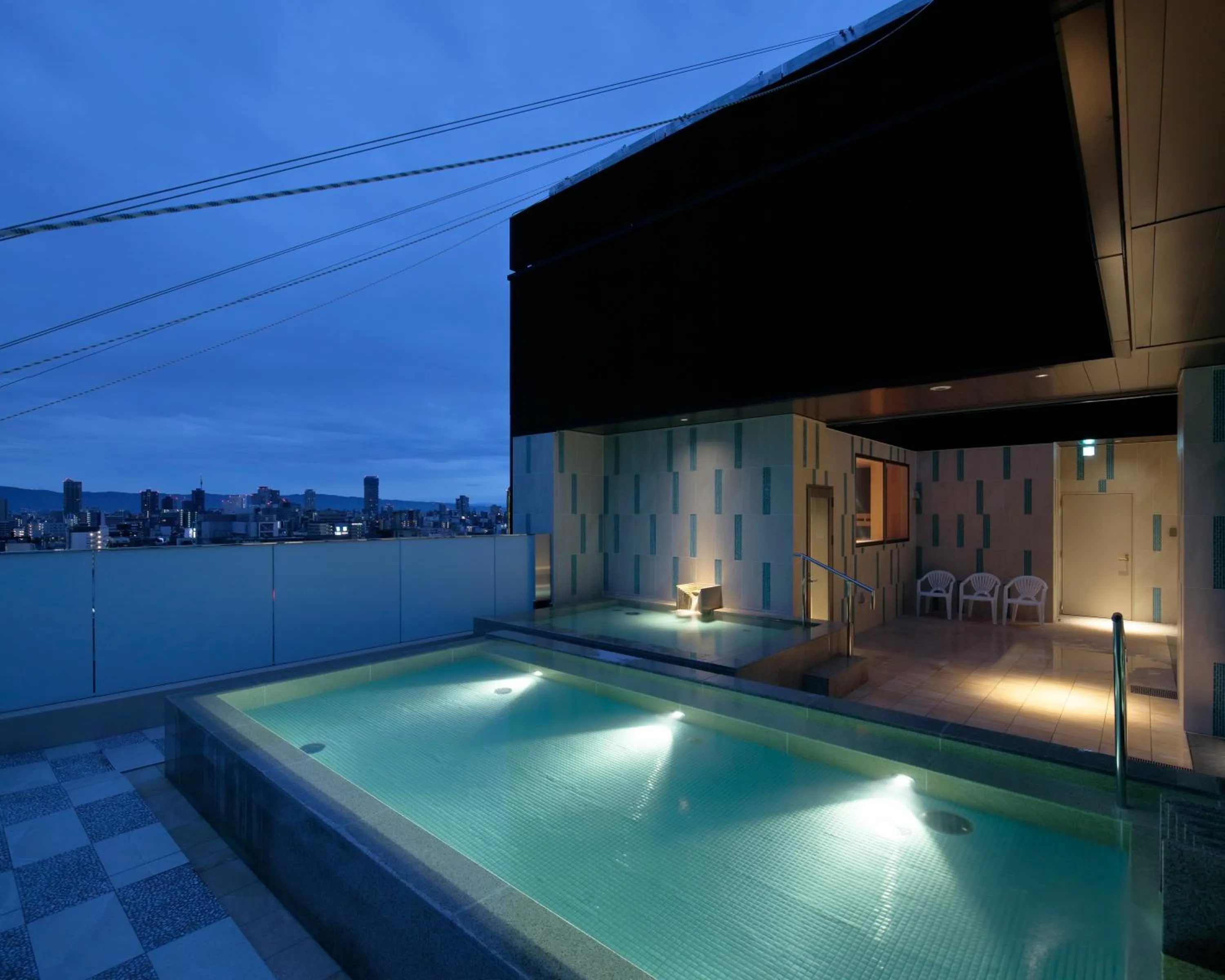 Open Air Bath in Candeo Hotels Osaka Shinsaibashi