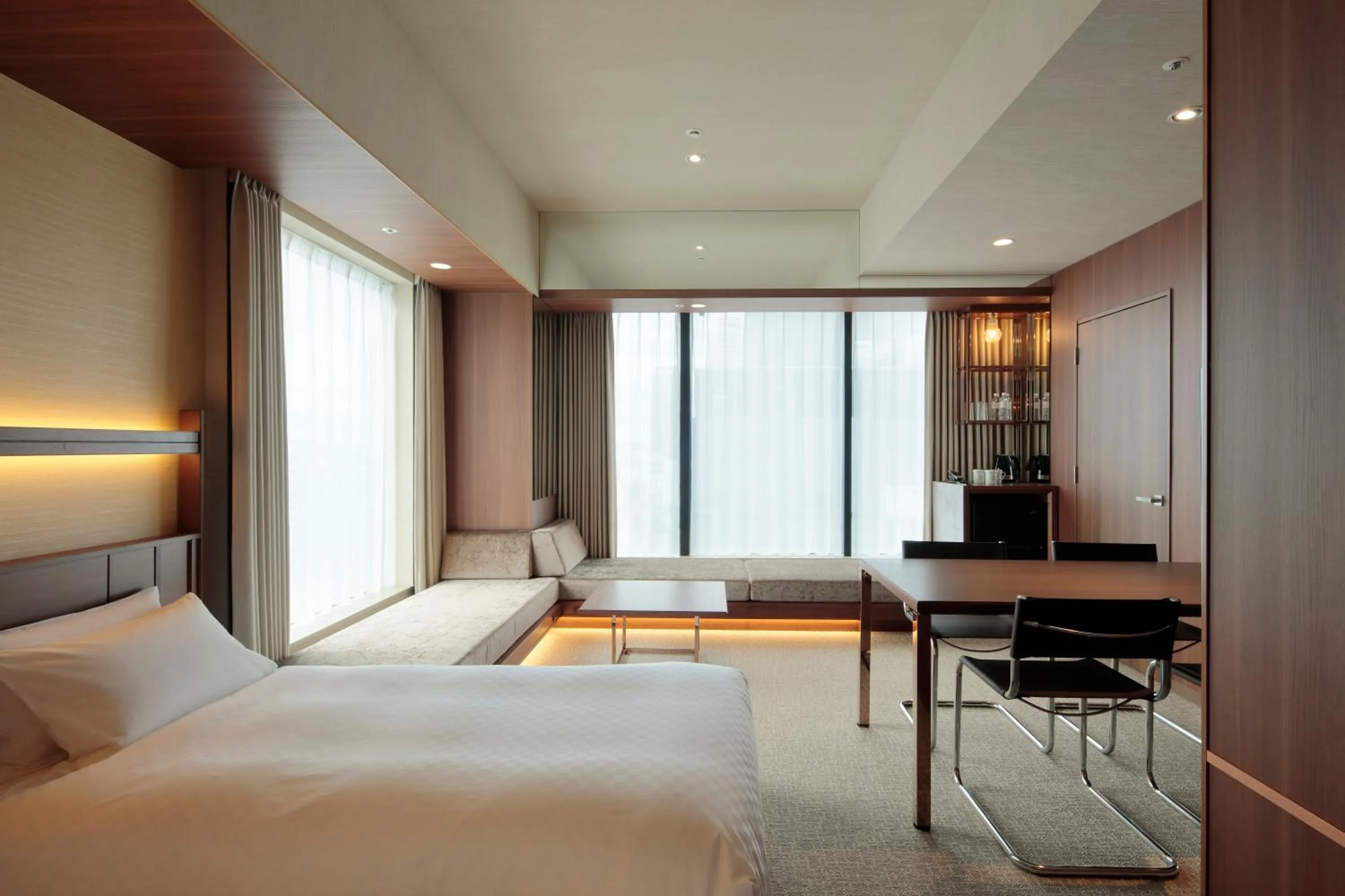Seating area, Bed in Candeo Hotels Osaka Shinsaibashi