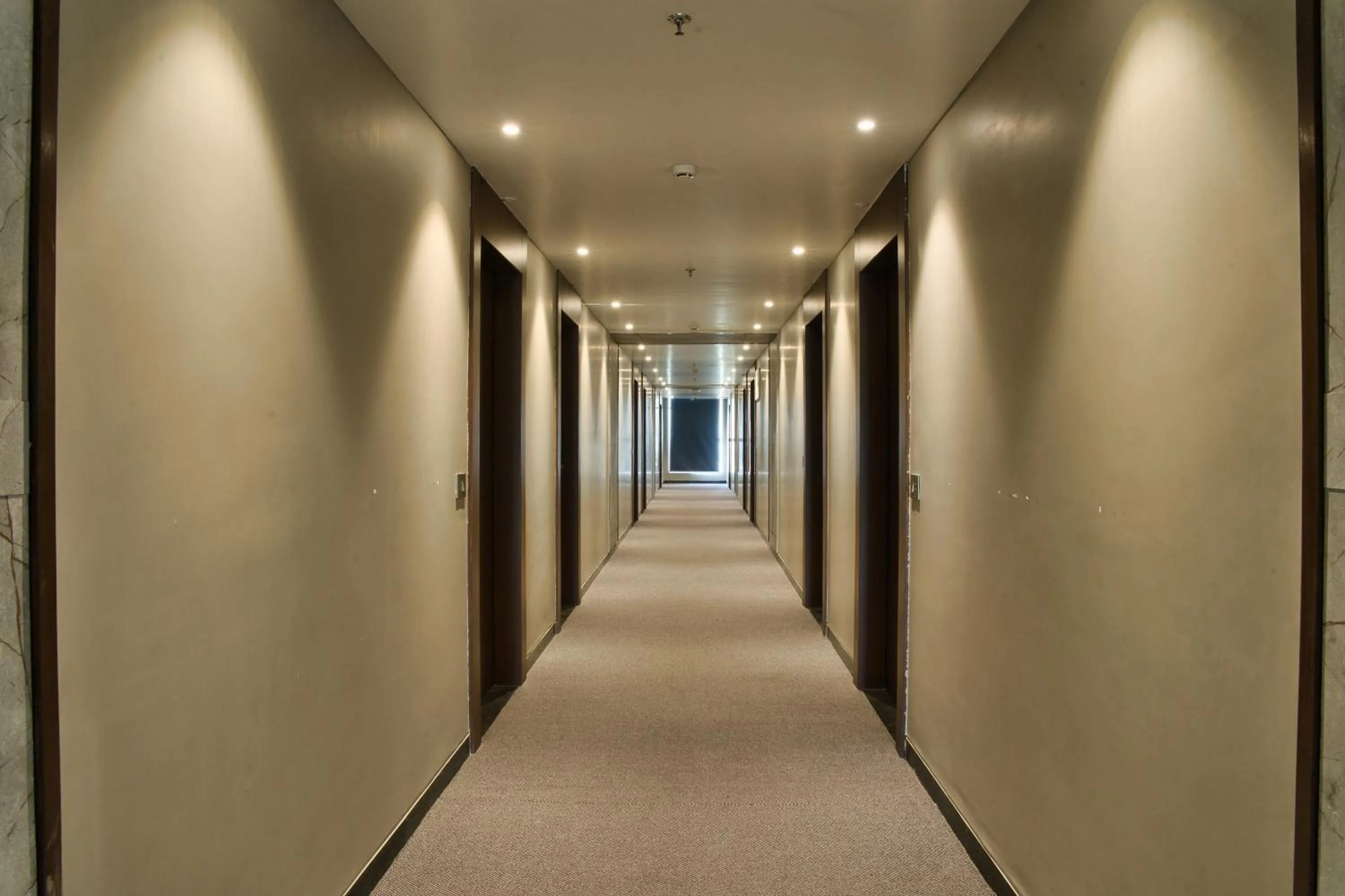 Property building in Nu Horizen Crystal By Morpho