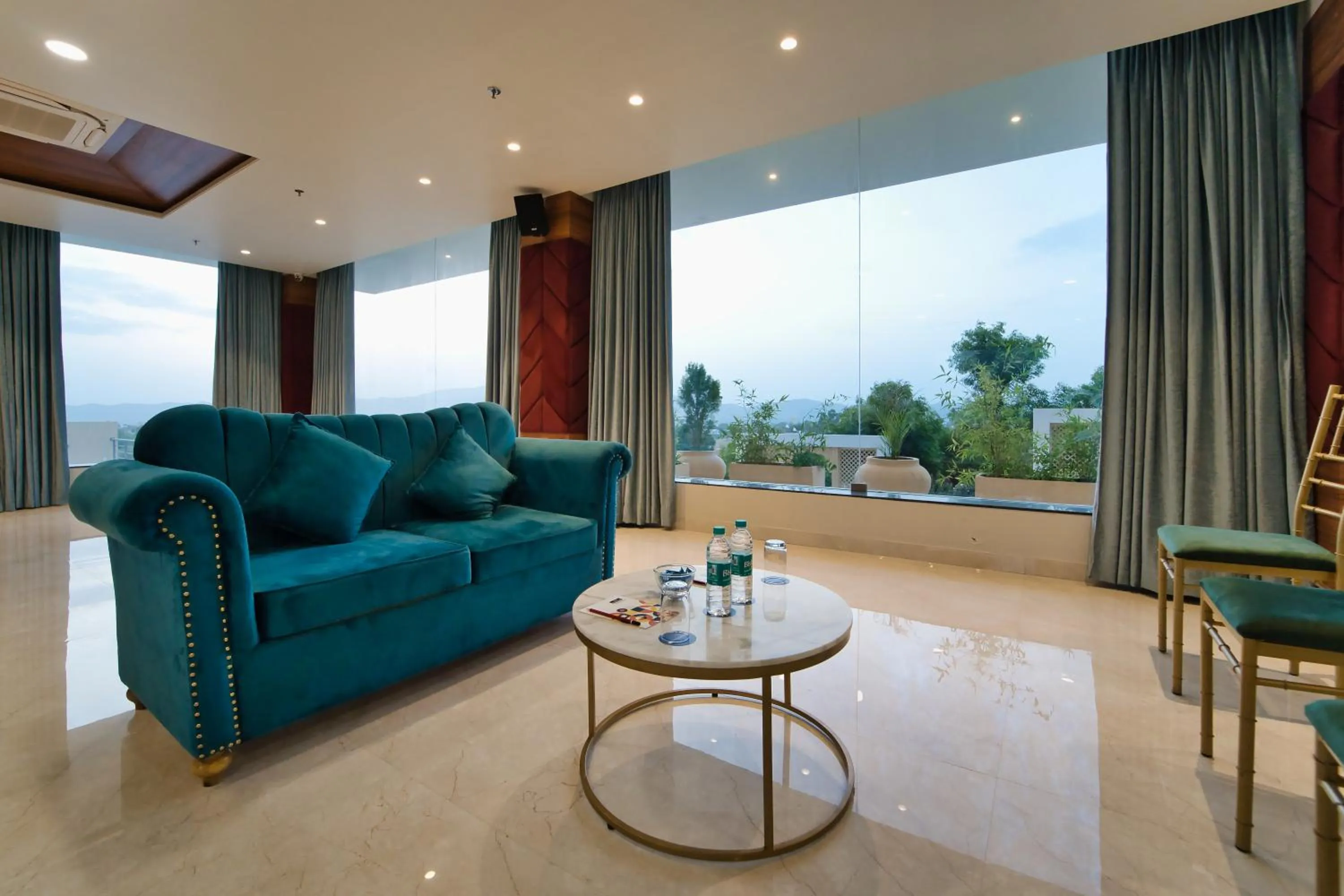 Banquet/Function facilities in Nu Horizen Crystal By Morpho