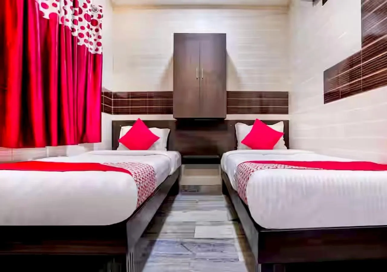 Bedroom, Bed in Chellam Residency