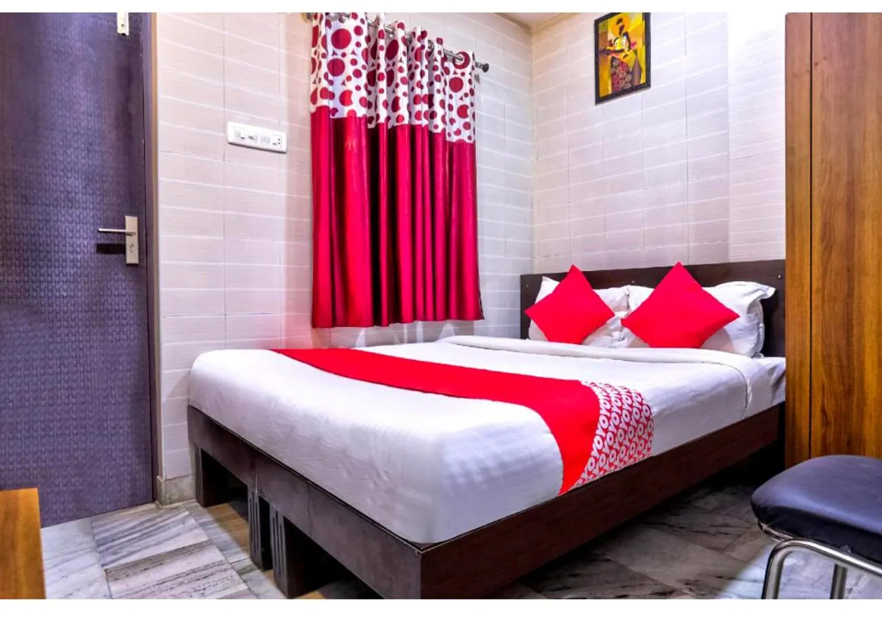 Bedroom, Bed in Chellam Residency