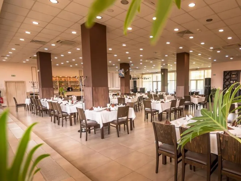 Restaurant/places to eat in Парк хотел Кюстендил