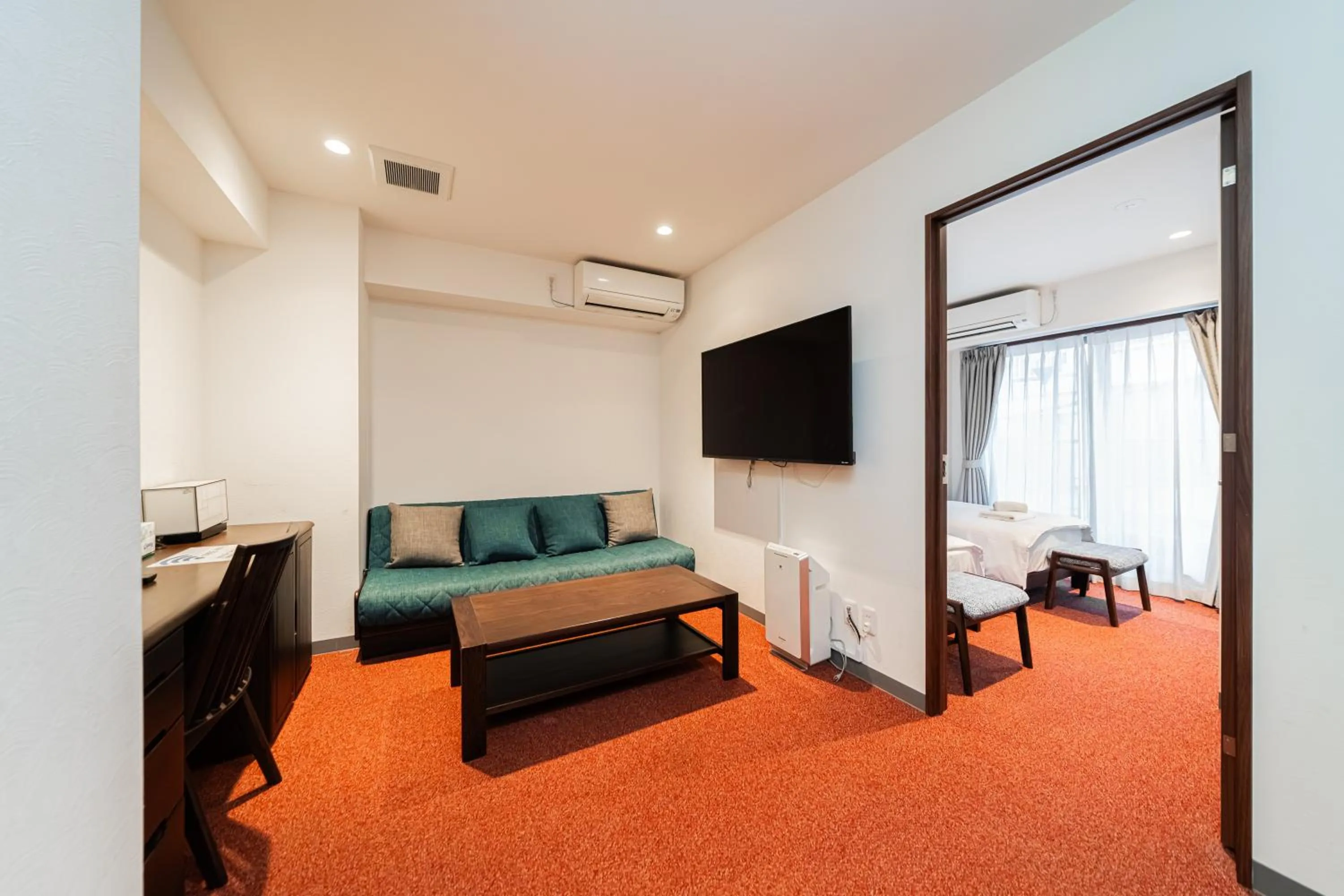 Photo of the whole room in Serorin Light Hotel Tokyo