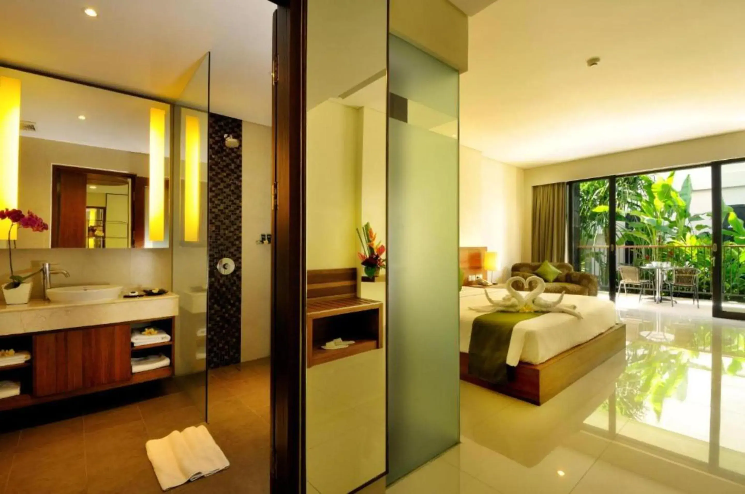 Two-Bedroom Suite with Healing Package in Duaraloka Sanur Two-Bedroom Suite with Healing Package in Duaraloka Sanur
