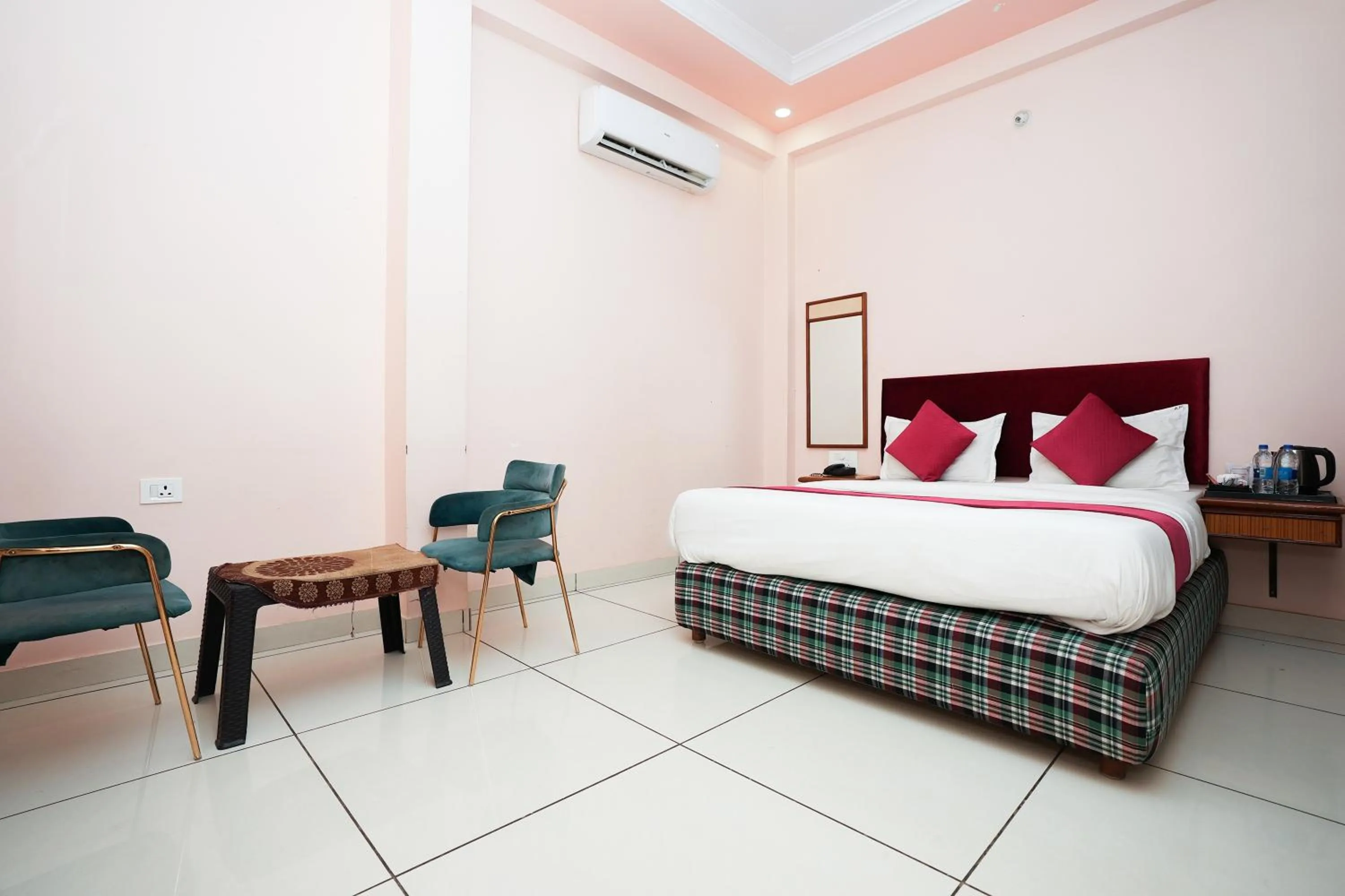 Bed in Agariya Haveli near Pichola Lake, Udaipur