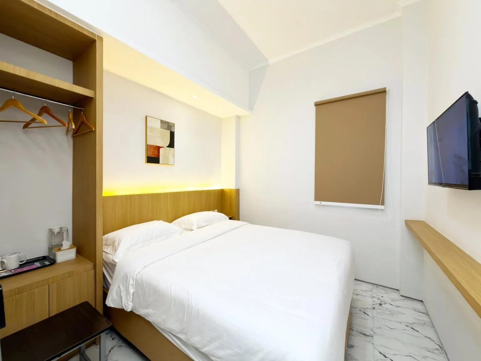 Bedroom, Bed in Aurora House Surabaya